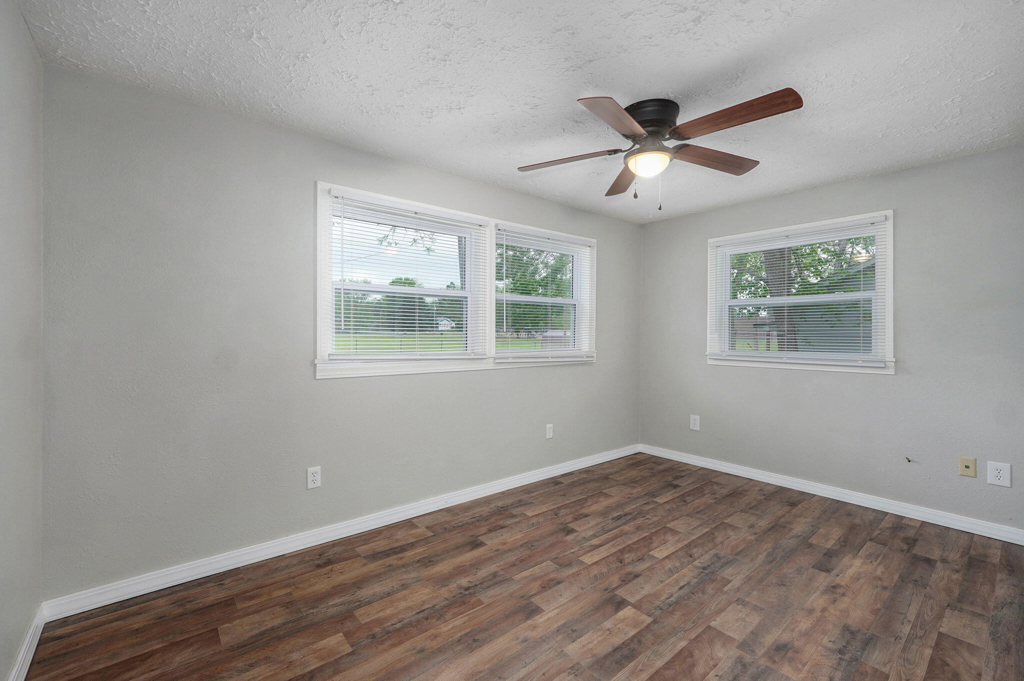 504 South Euclid Avenue Property Photo 9