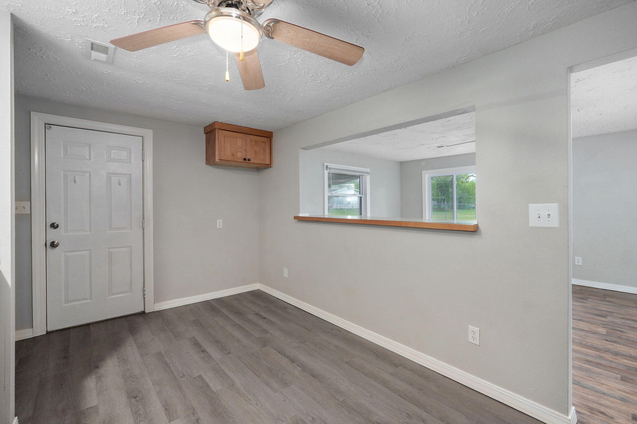 504 South Euclid Avenue Property Photo 13