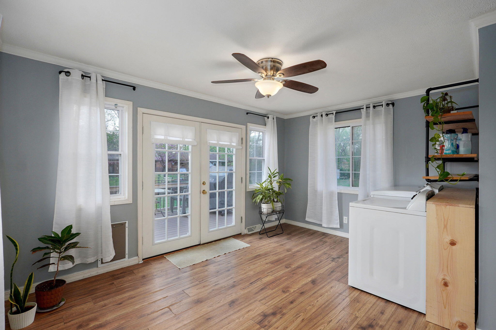 2469 South Dollison Avenue Property Photo 12