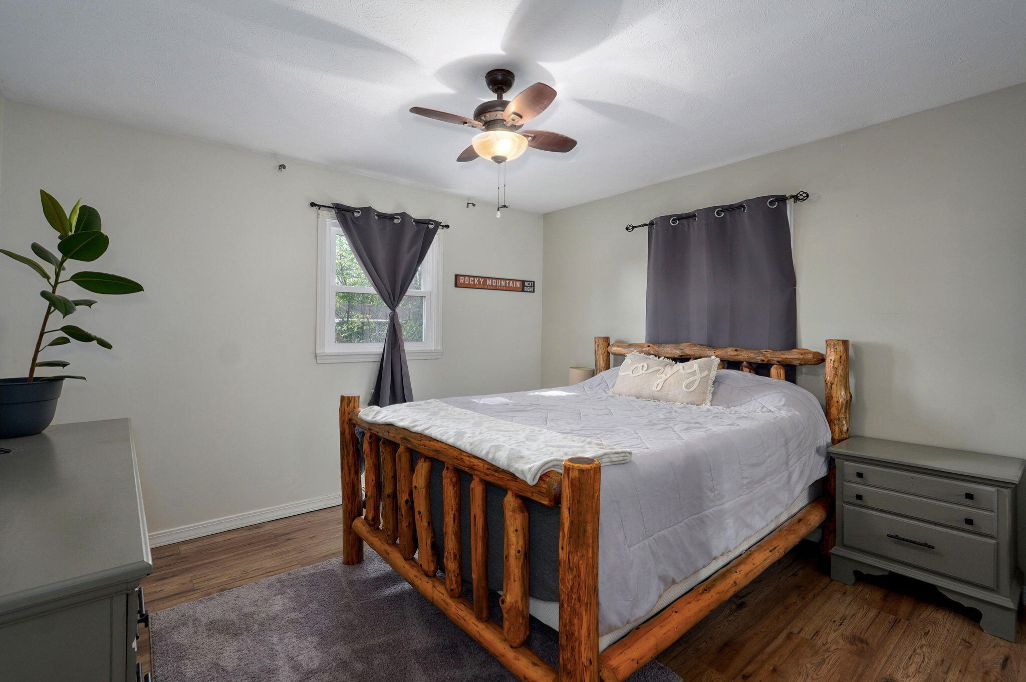 2469 South Dollison Avenue Property Photo 17