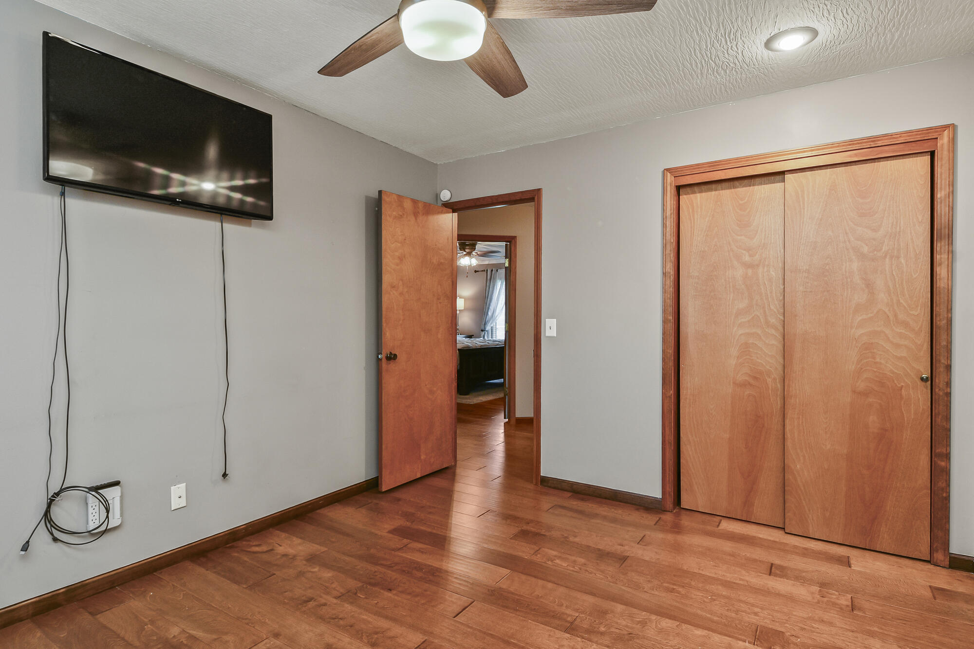 1225 East Highpoint Street Property Photo 40