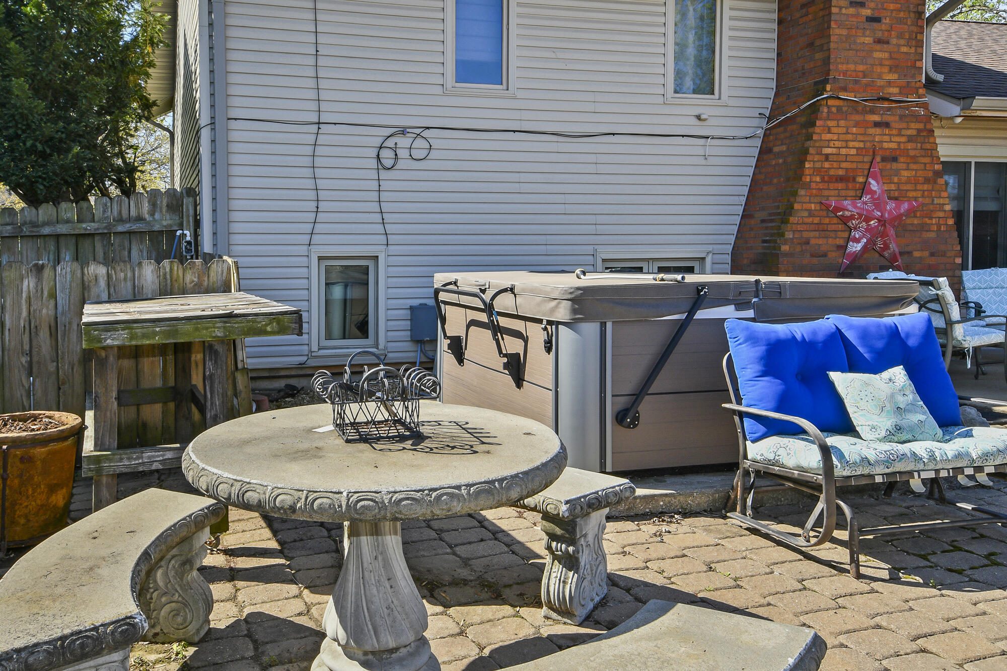 1225 East Highpoint Street Property Photo 55