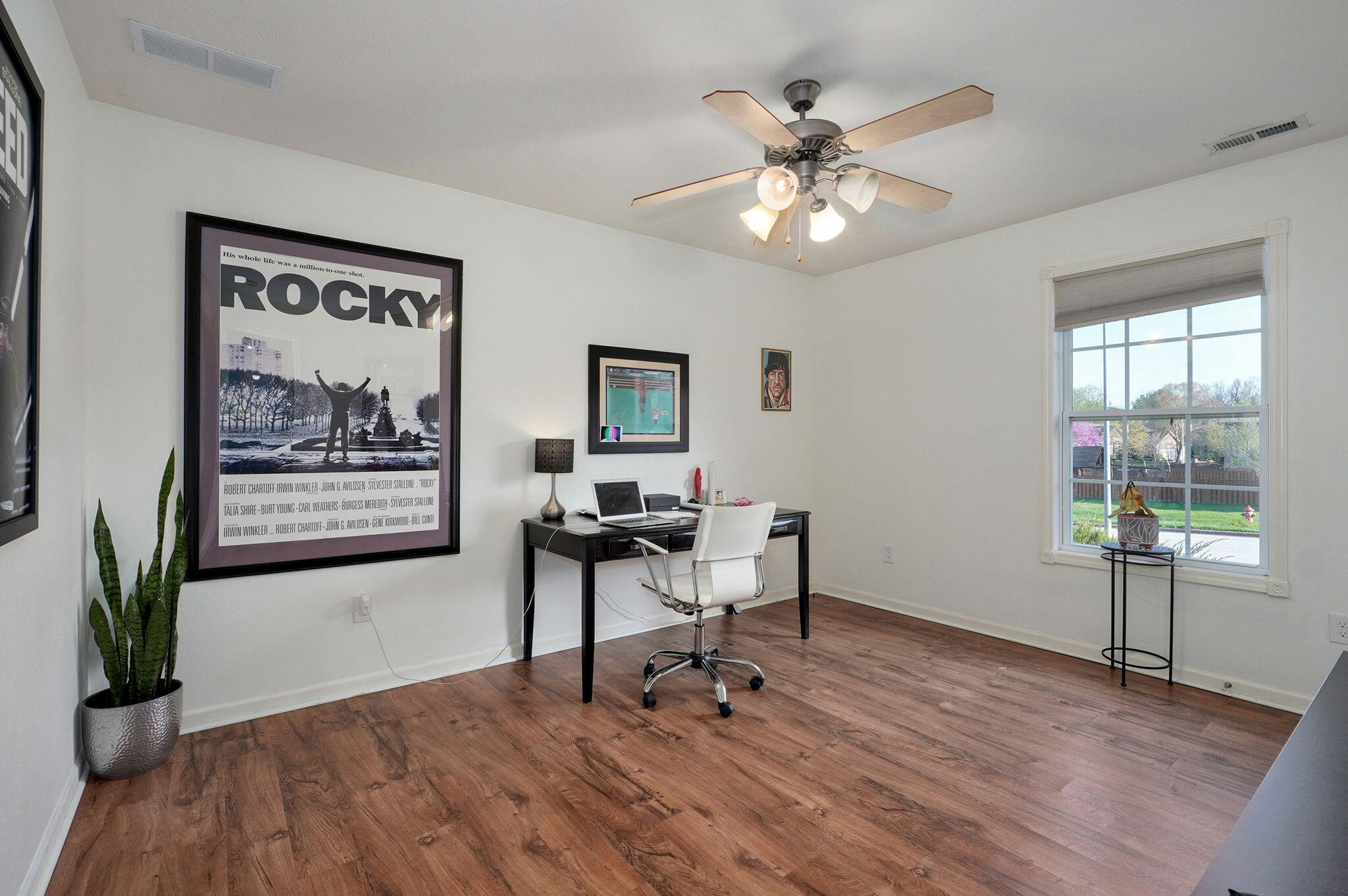 853 East Meadow Garden Court Property Photo 21