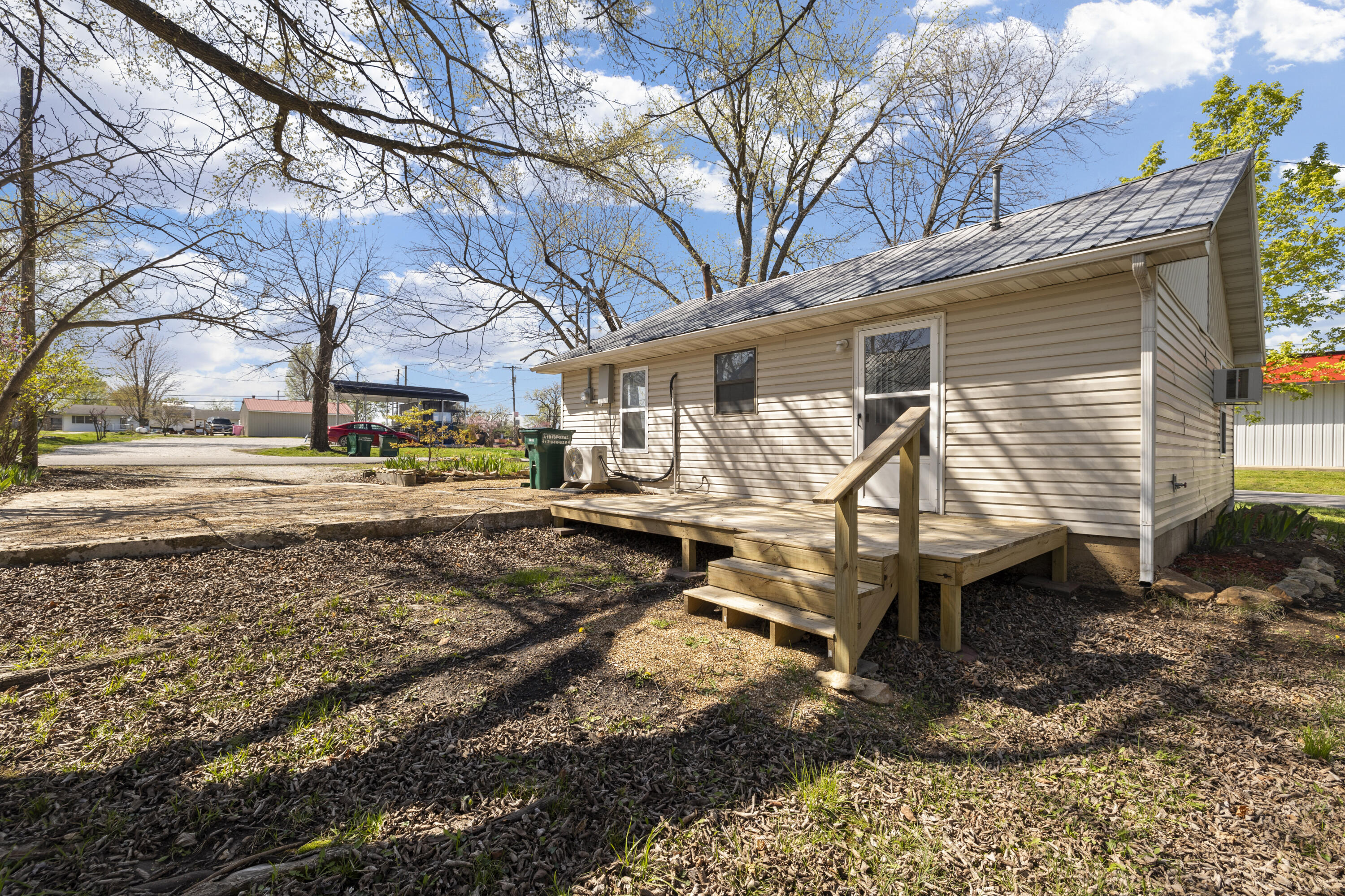 19060 4th Avenue Property Photo 17