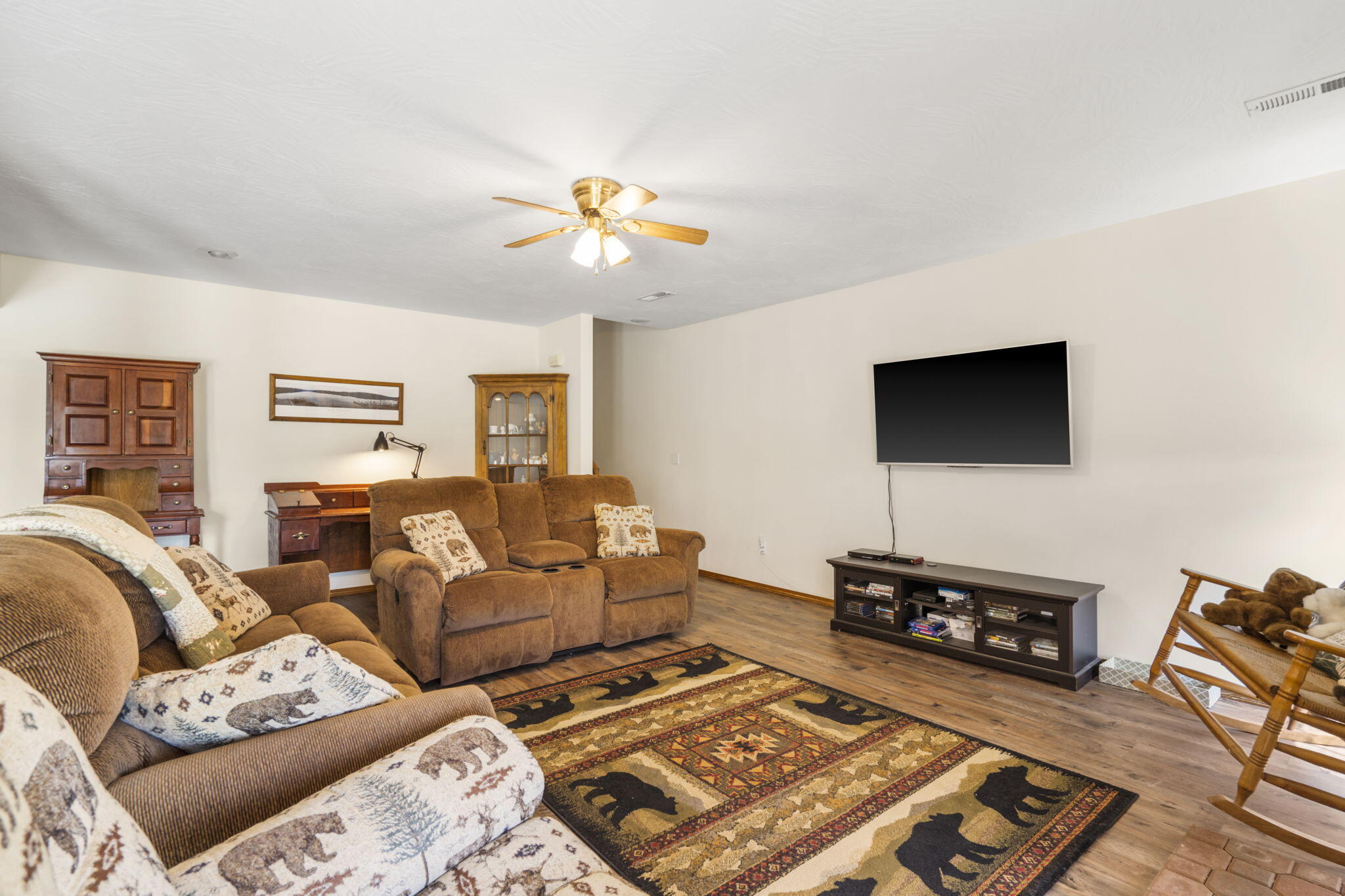 5037 North Farm Road 159 Property Photo 25