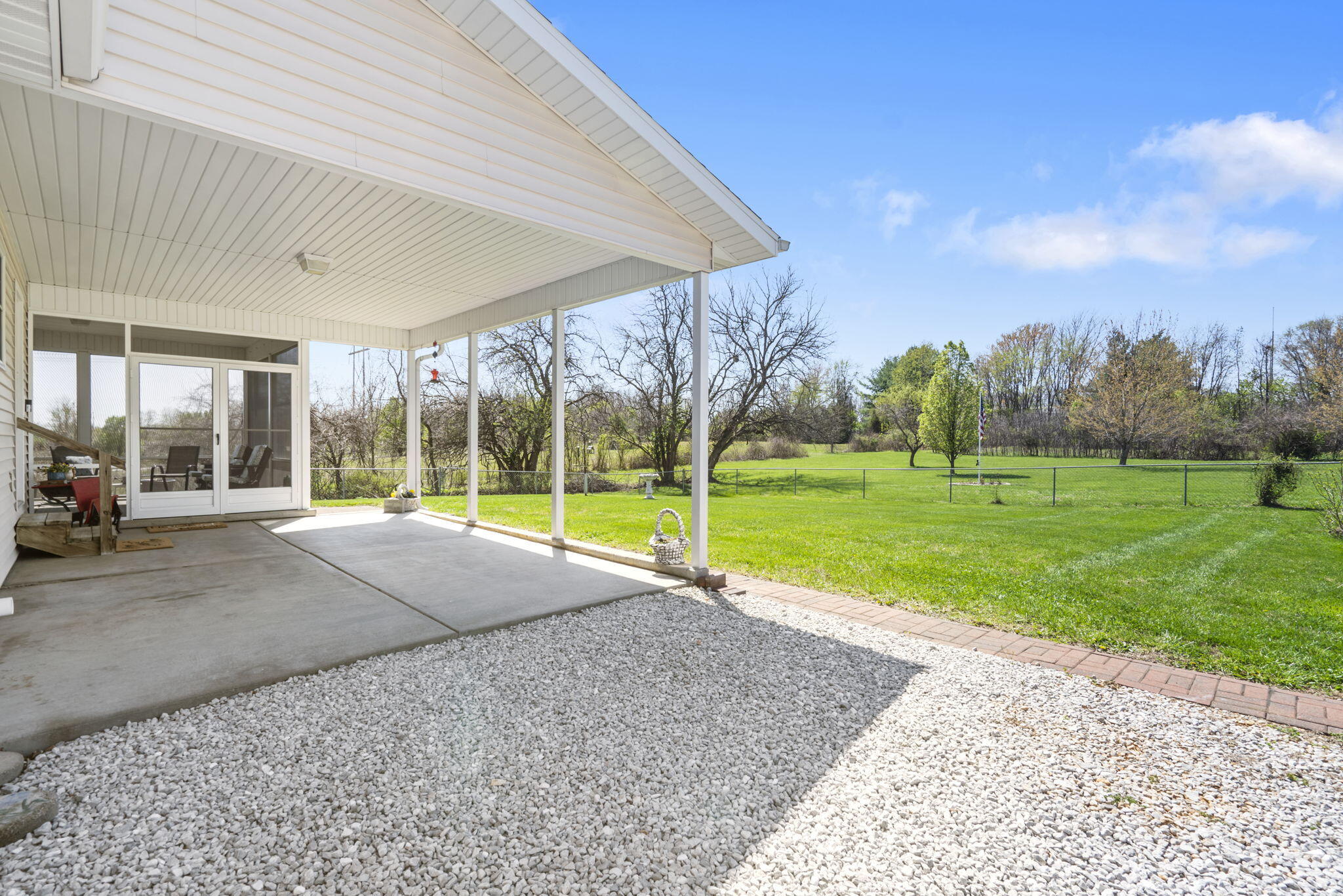 5037 North Farm Road 159 Property Photo 30