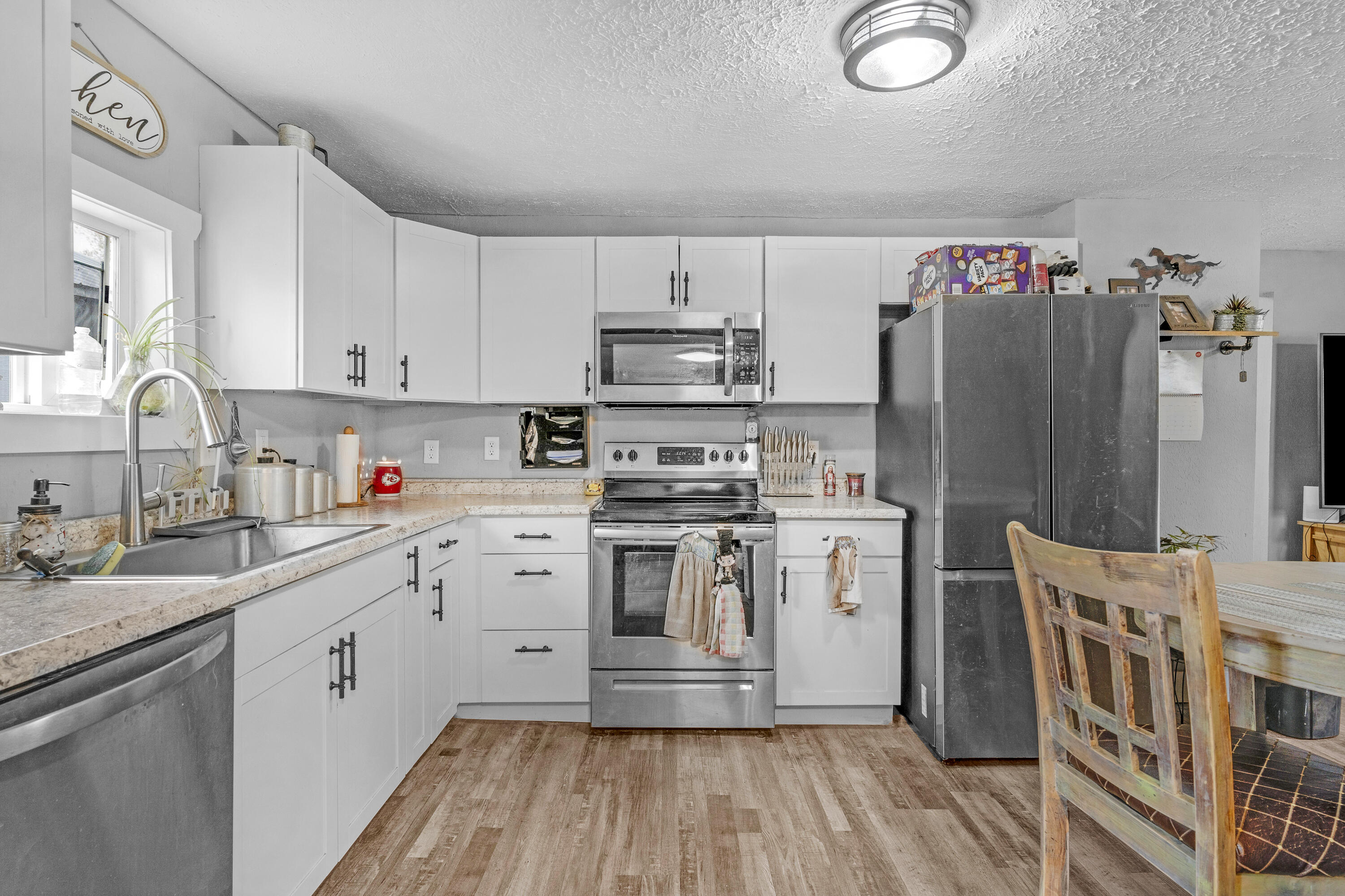 2856 West Harrison Street Property Photo 6