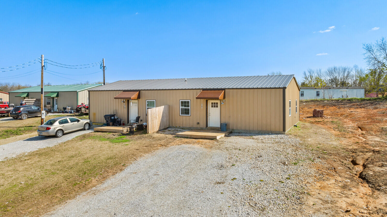 7707/7709 Blockade Village Property Photo 2