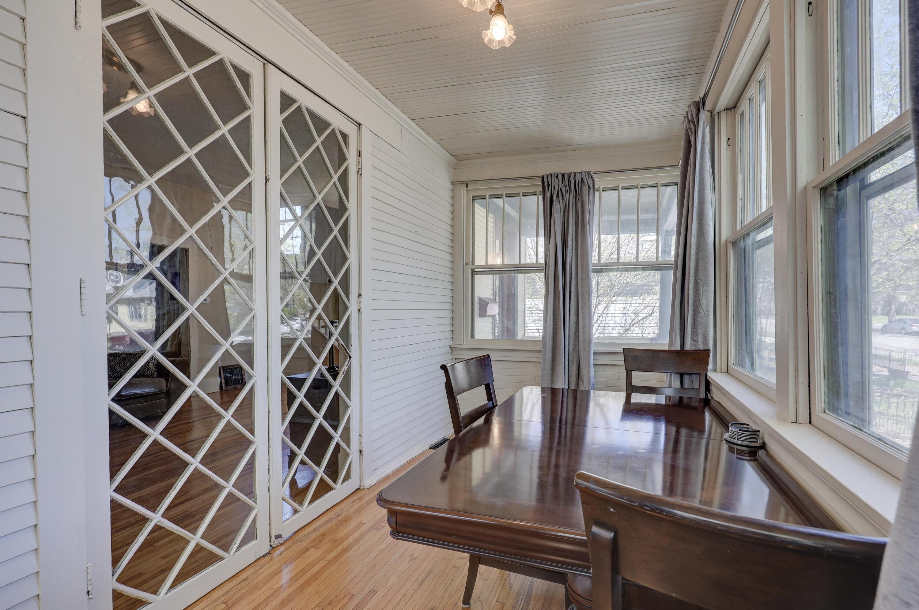 426 North Byers Avenue Property Photo 3