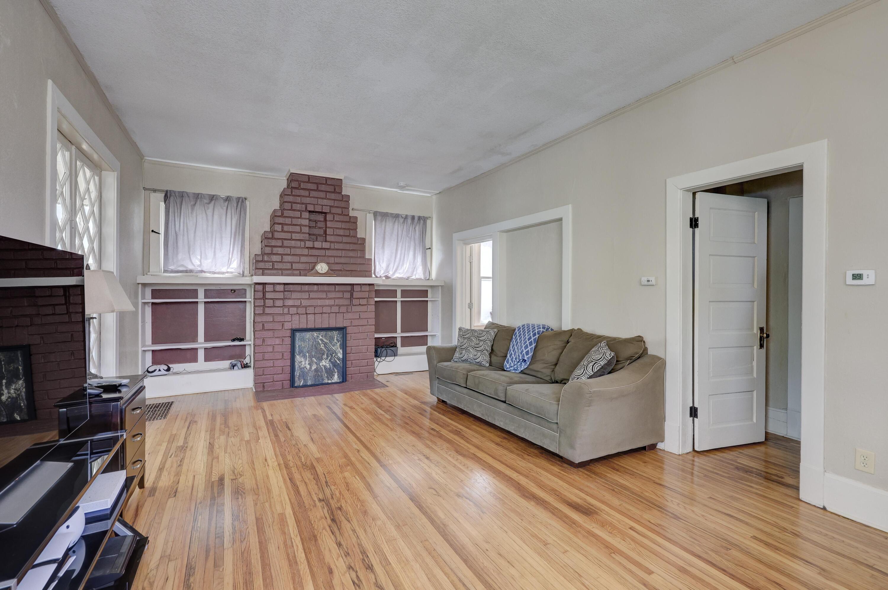 426 North Byers Avenue Property Photo 15