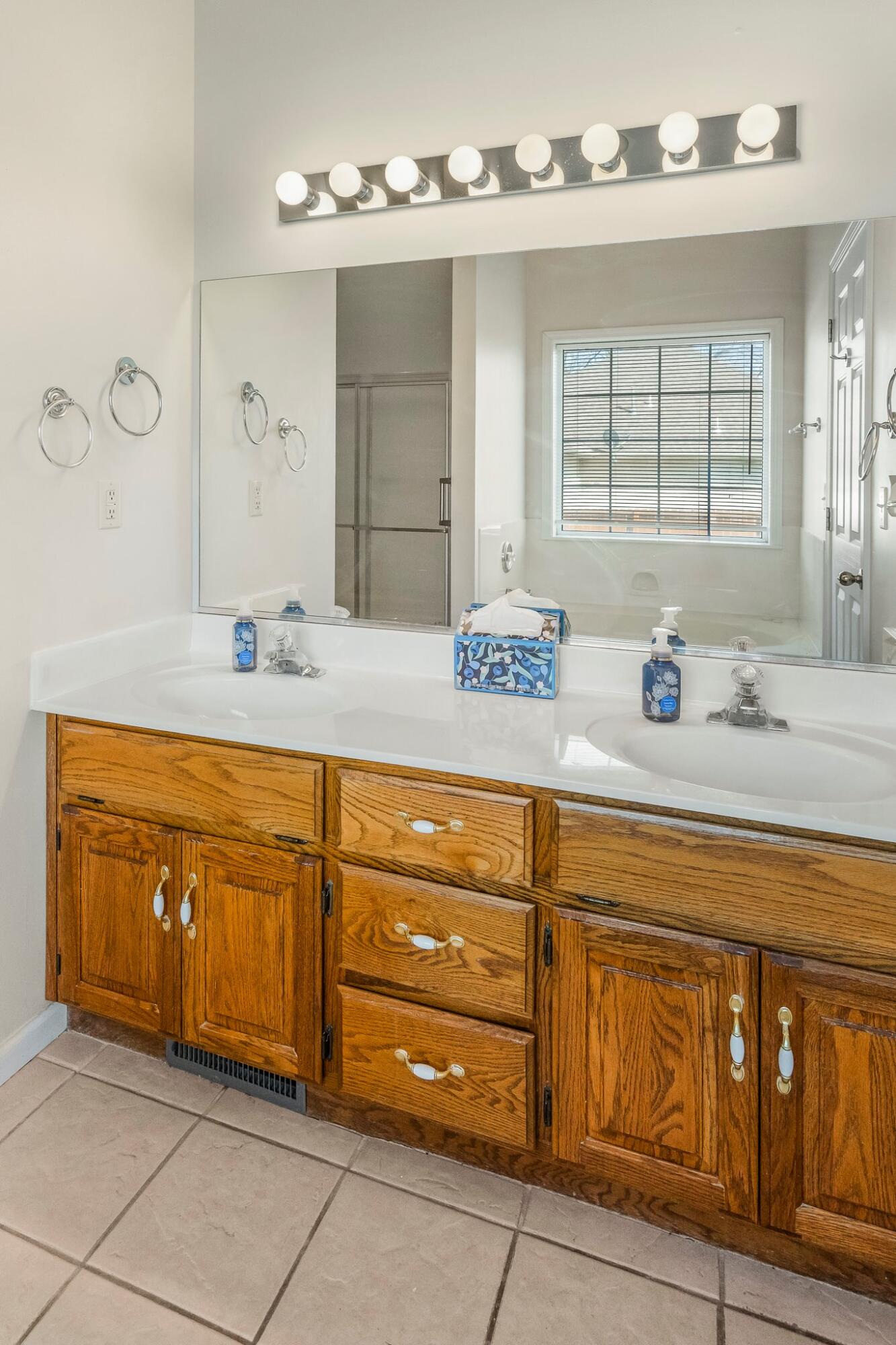 466 Mockingbird Ridge Property Photo 18