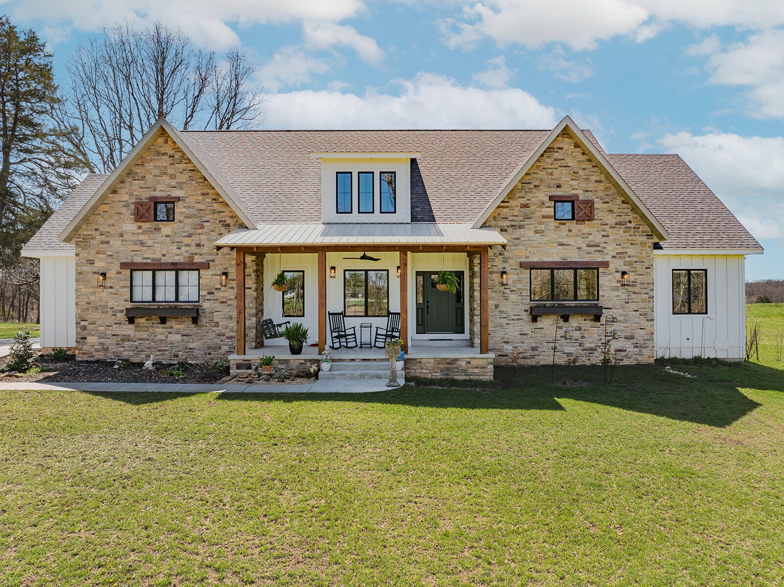 450 Wyldewood Ridge Property Photo