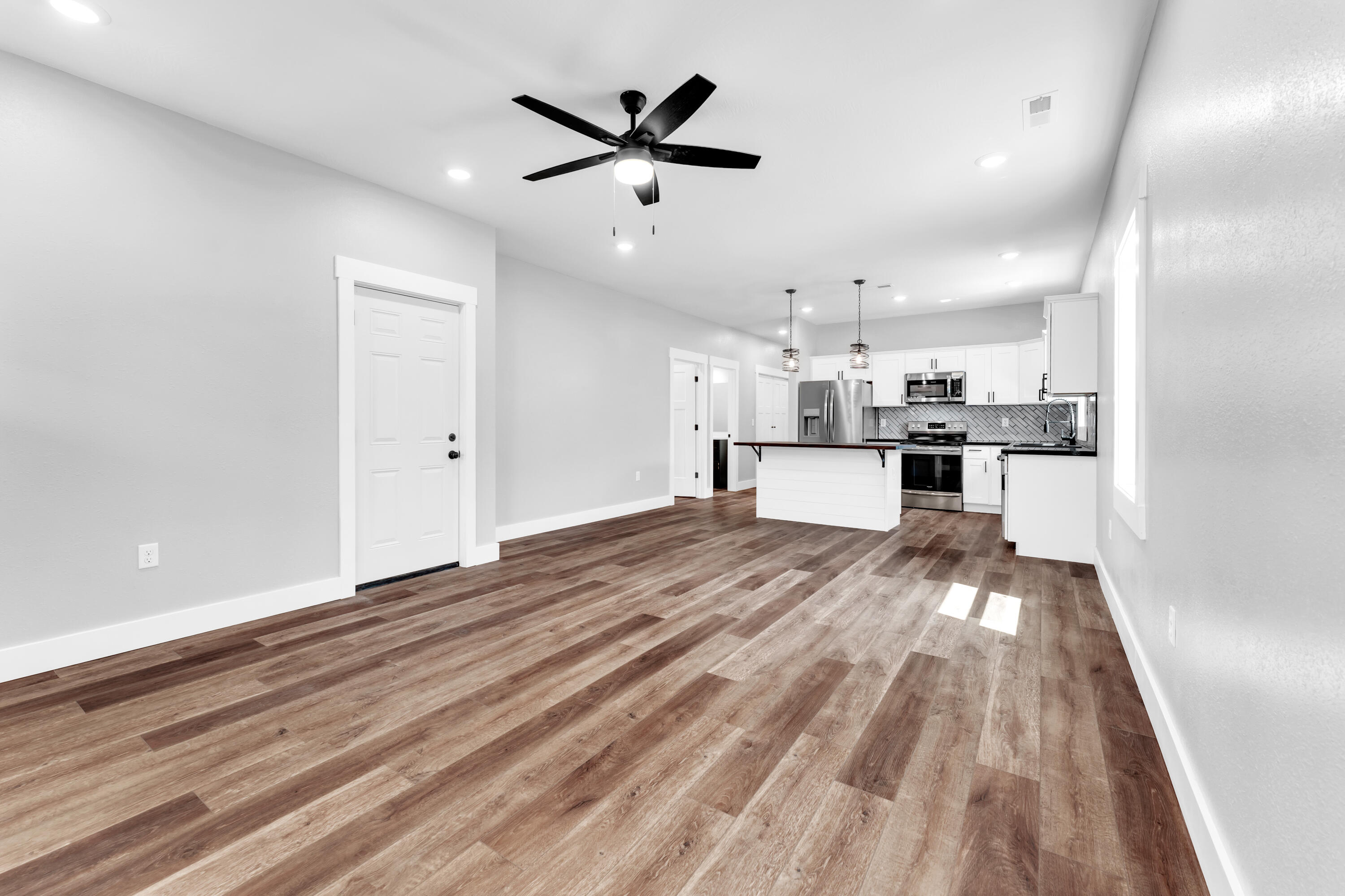 2104 North Marion Avenue Property Photo 10
