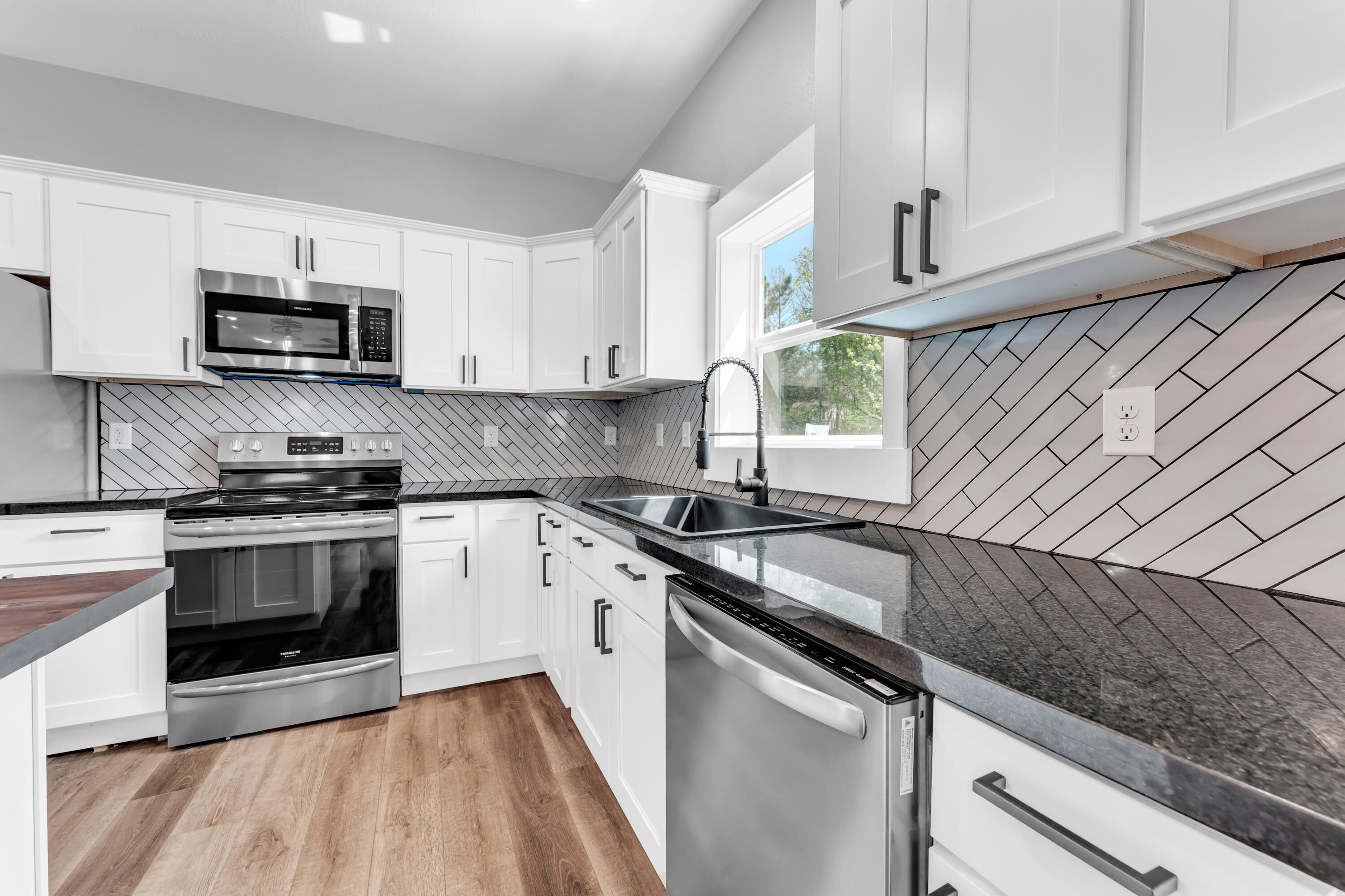 2104 North Marion Avenue Property Photo 16