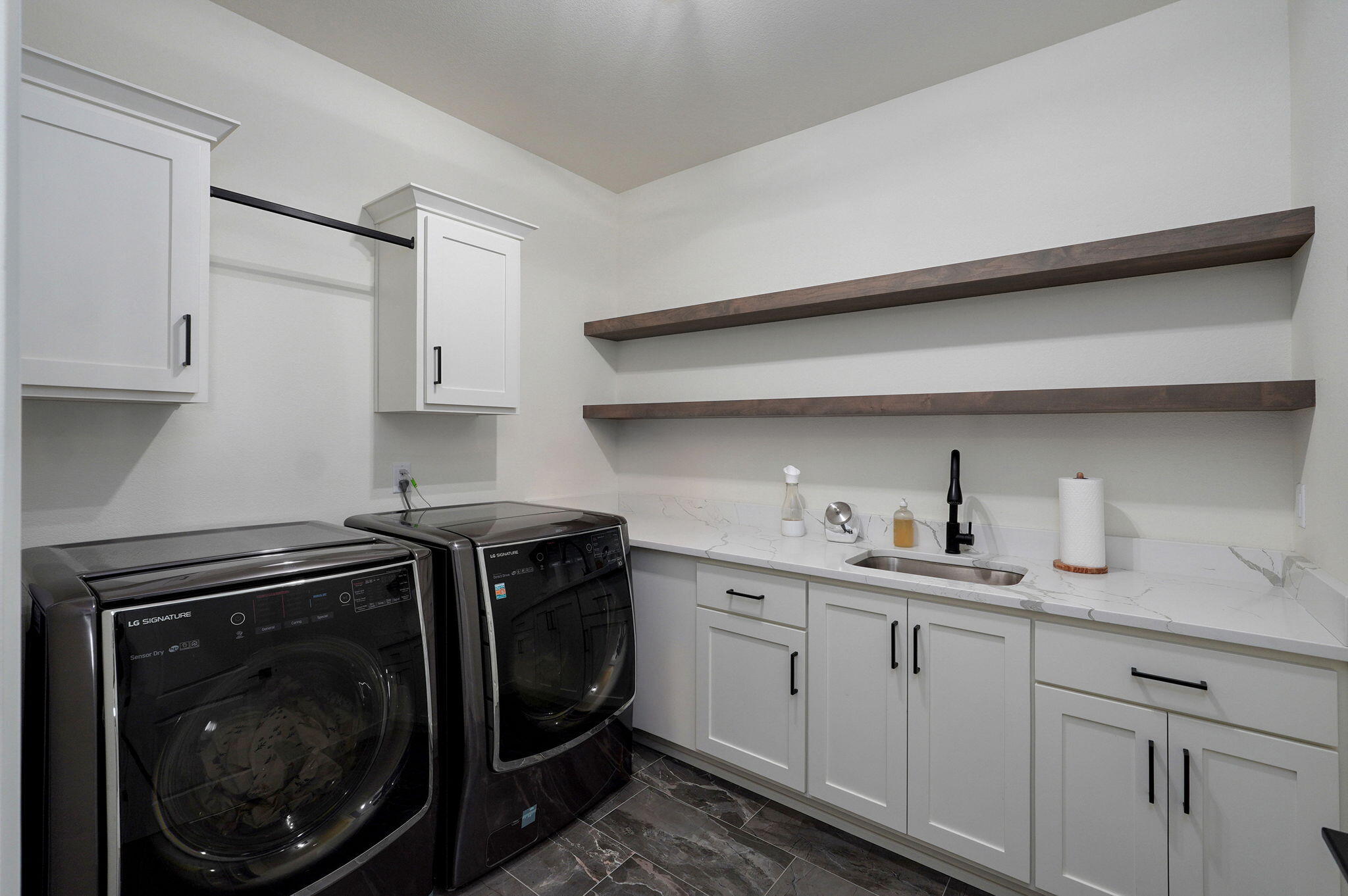 2040 North Riva Ridge Court Property Photo 15