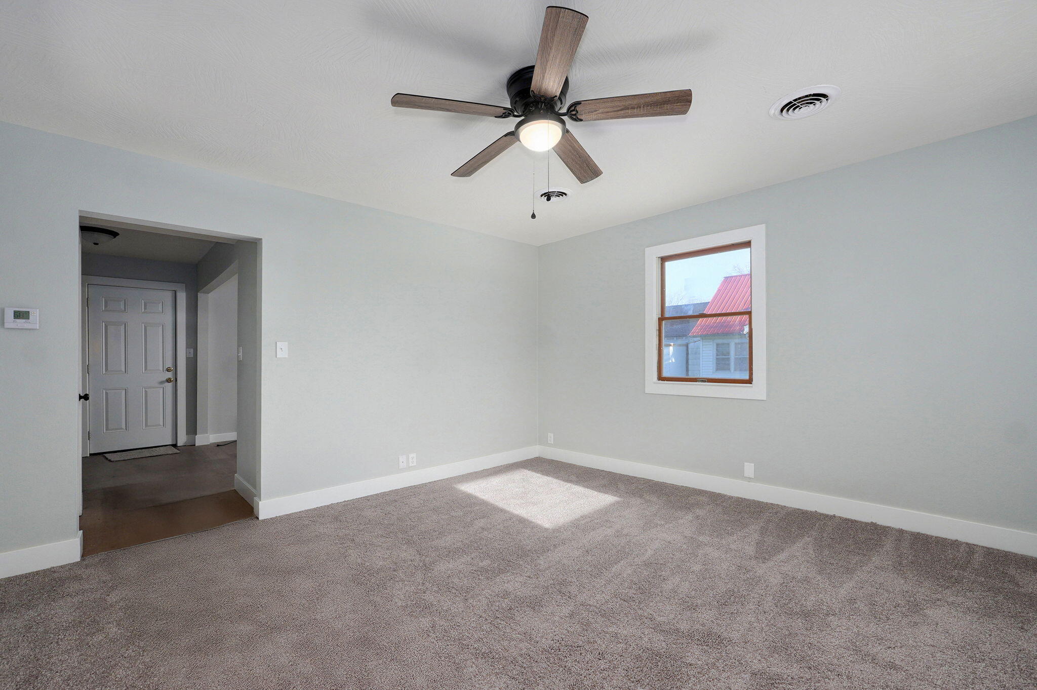 203 Main Street Property Photo 3