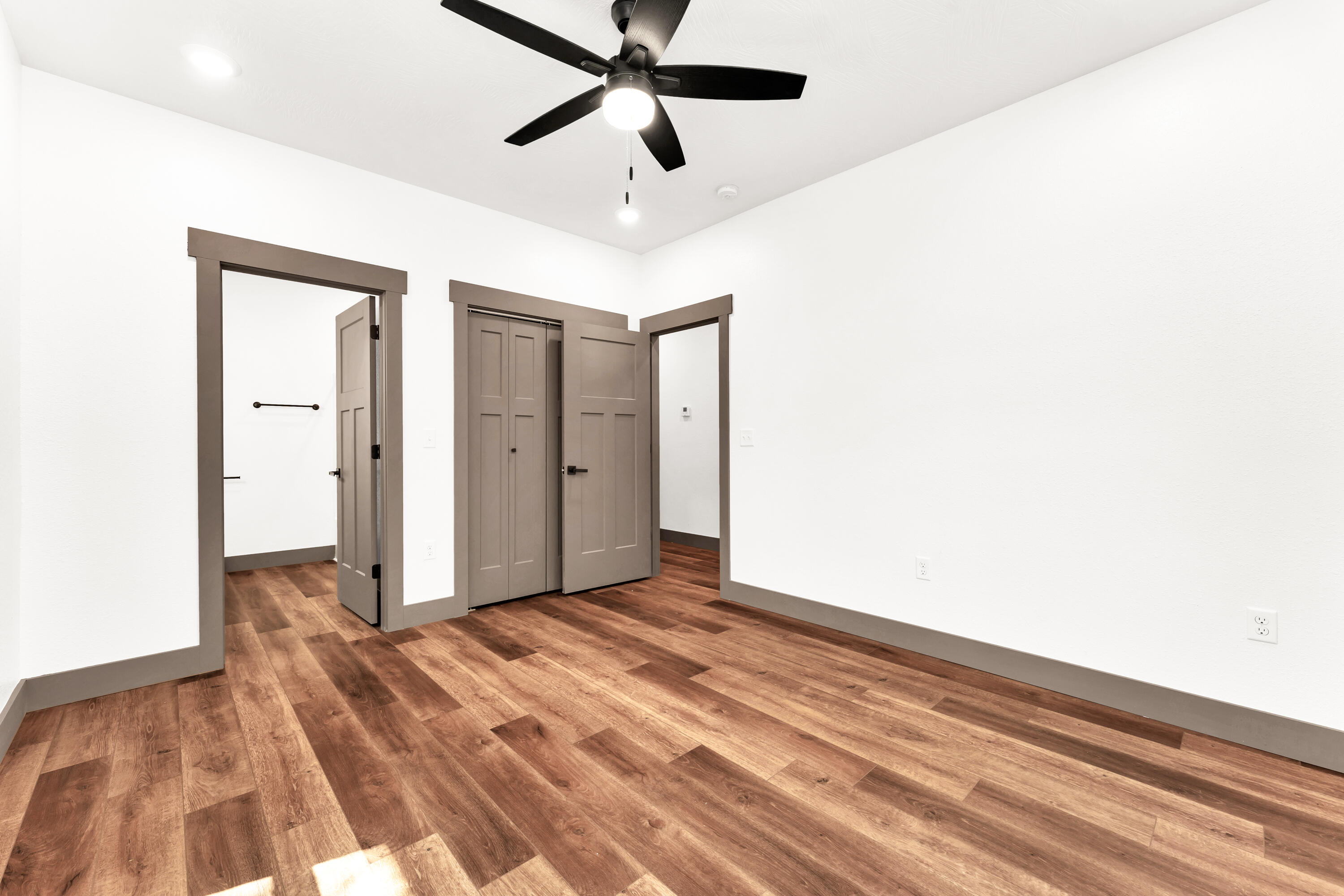 2114 North Marion Avenue Property Photo 25