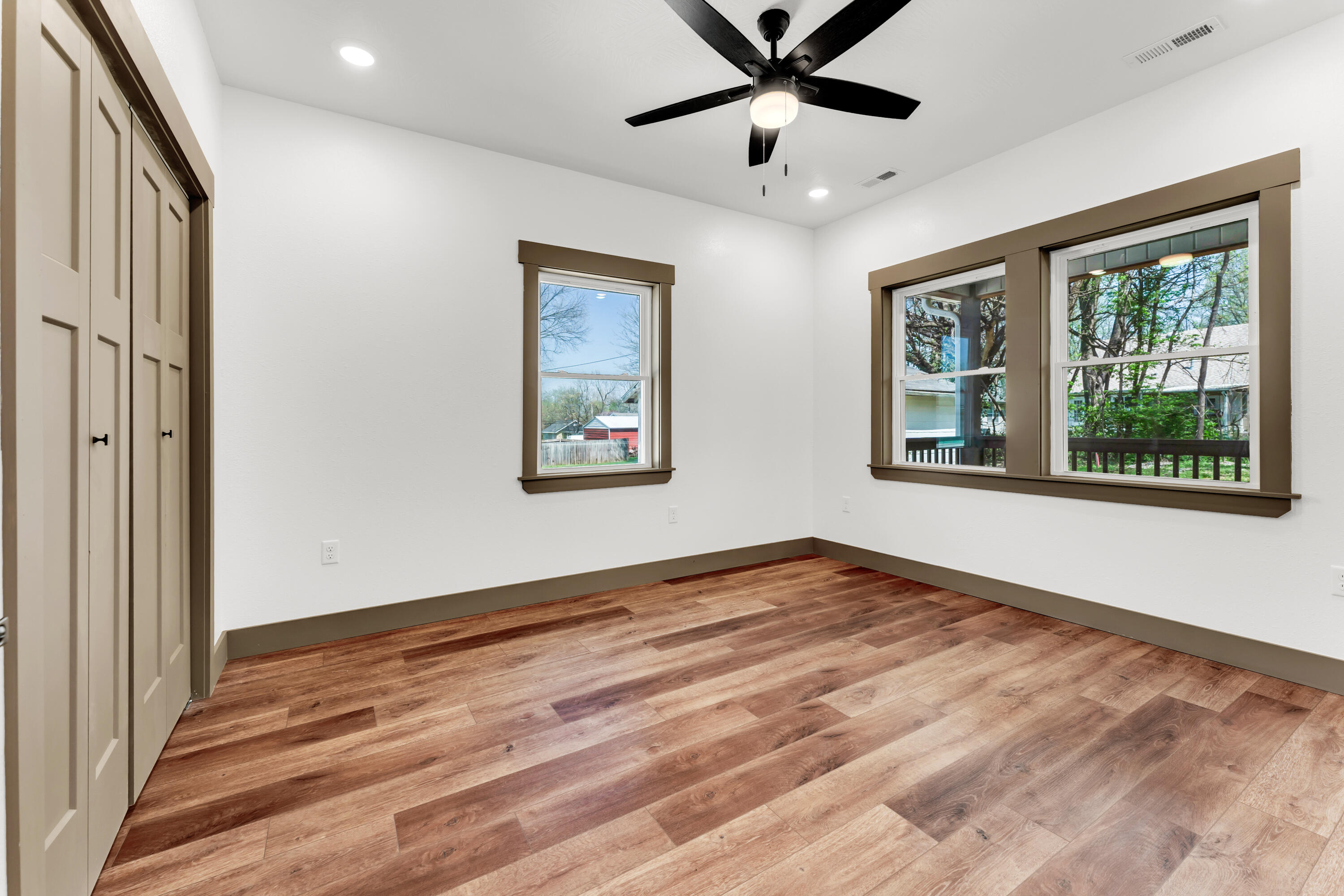 2114 North Marion Avenue Property Photo 26