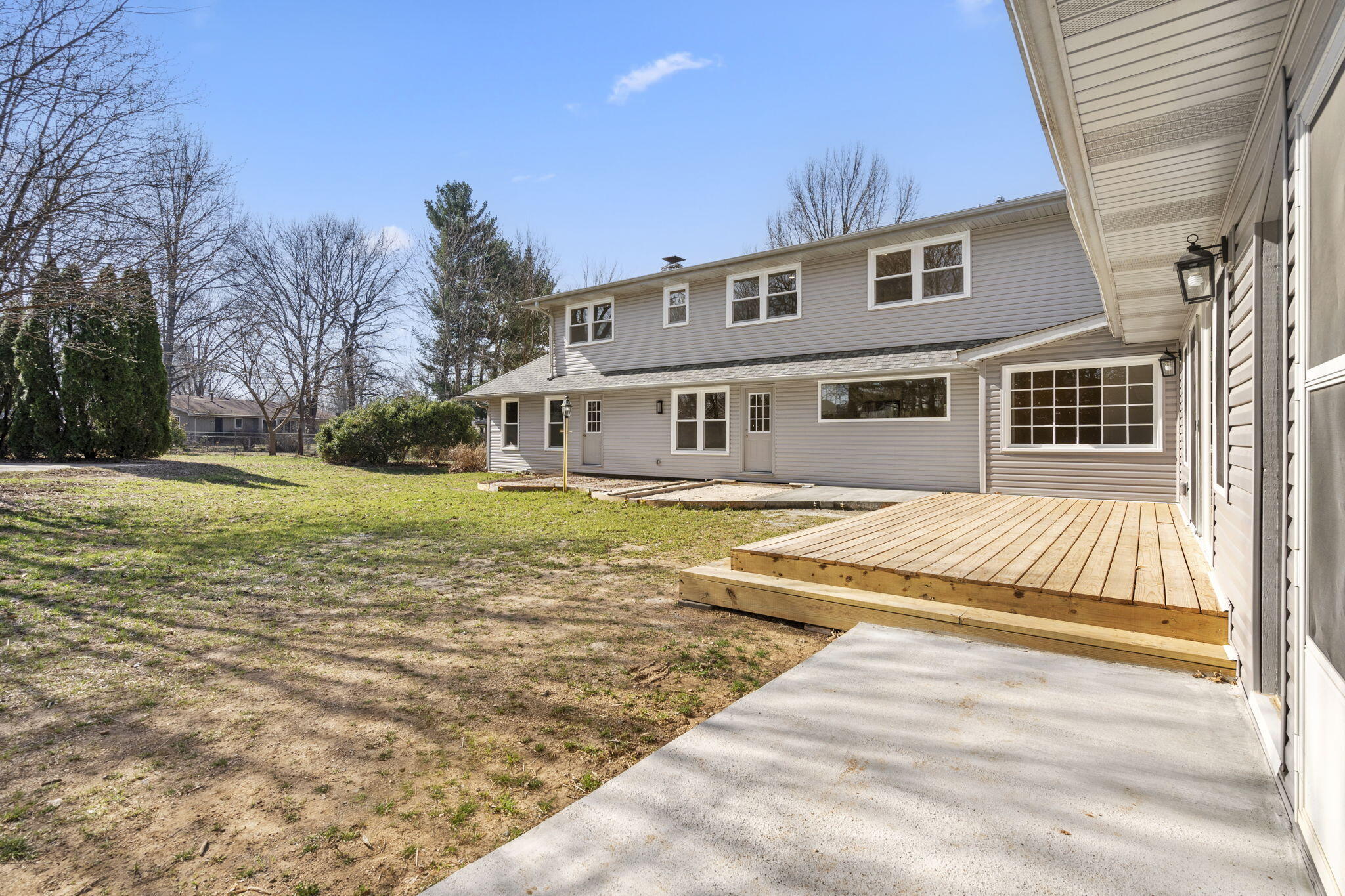 3312 South Graystone Avenue Property Photo 6