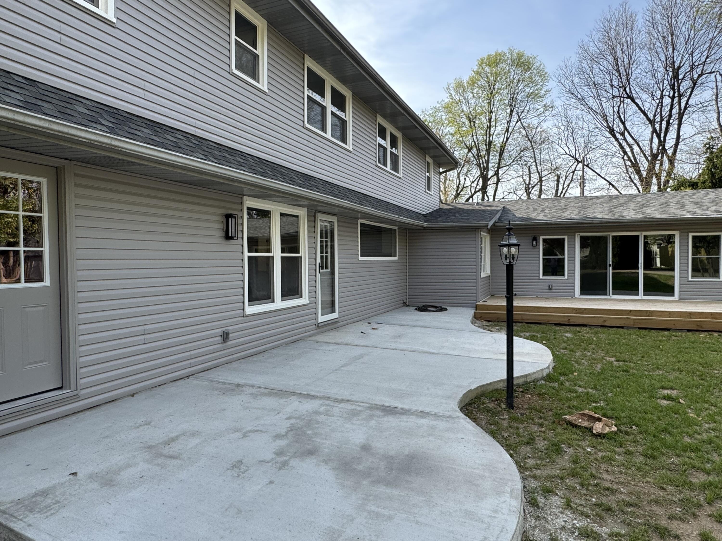 3312 South Graystone Avenue Property Photo 7