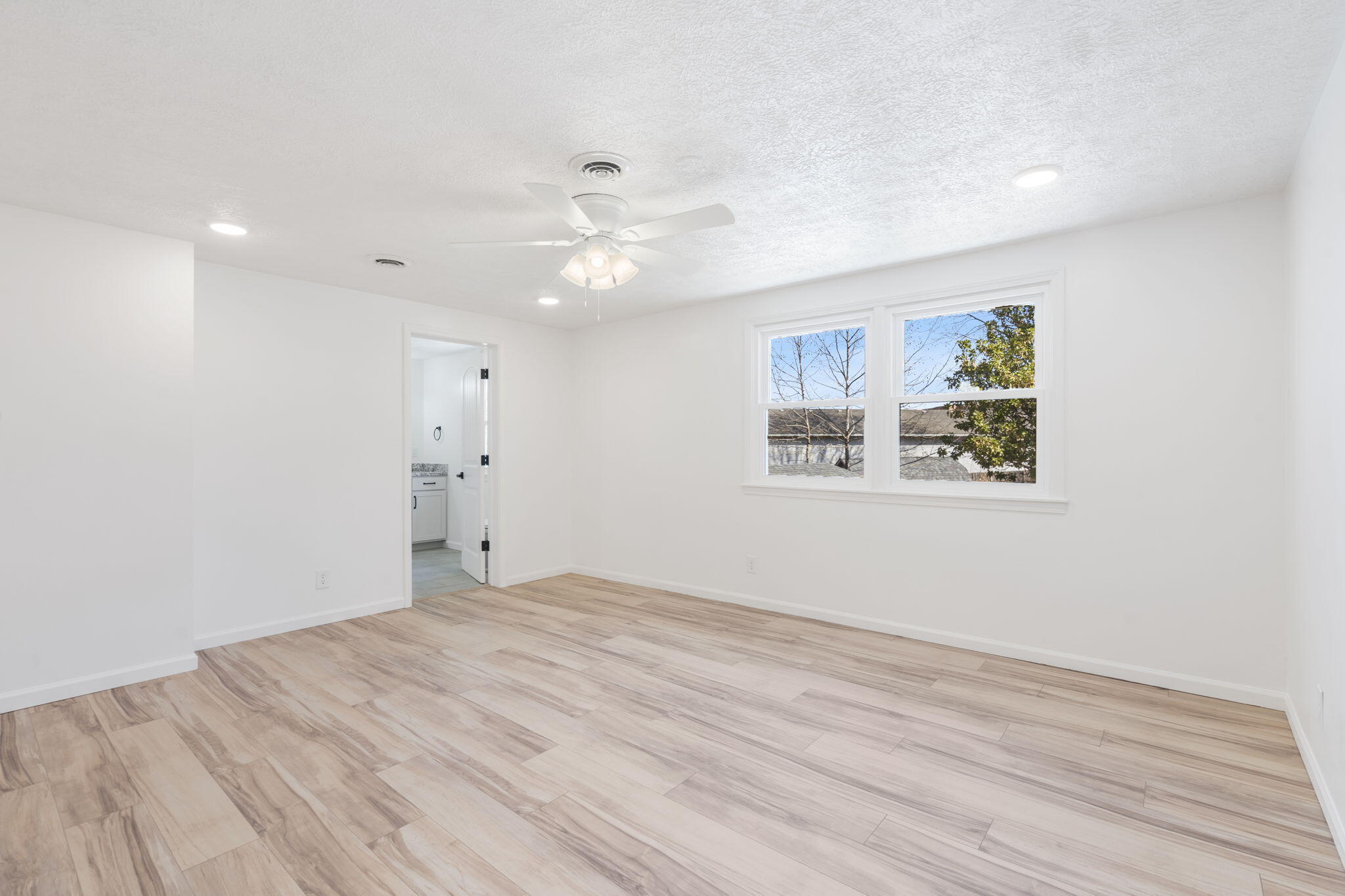 3312 South Graystone Avenue Property Photo 29