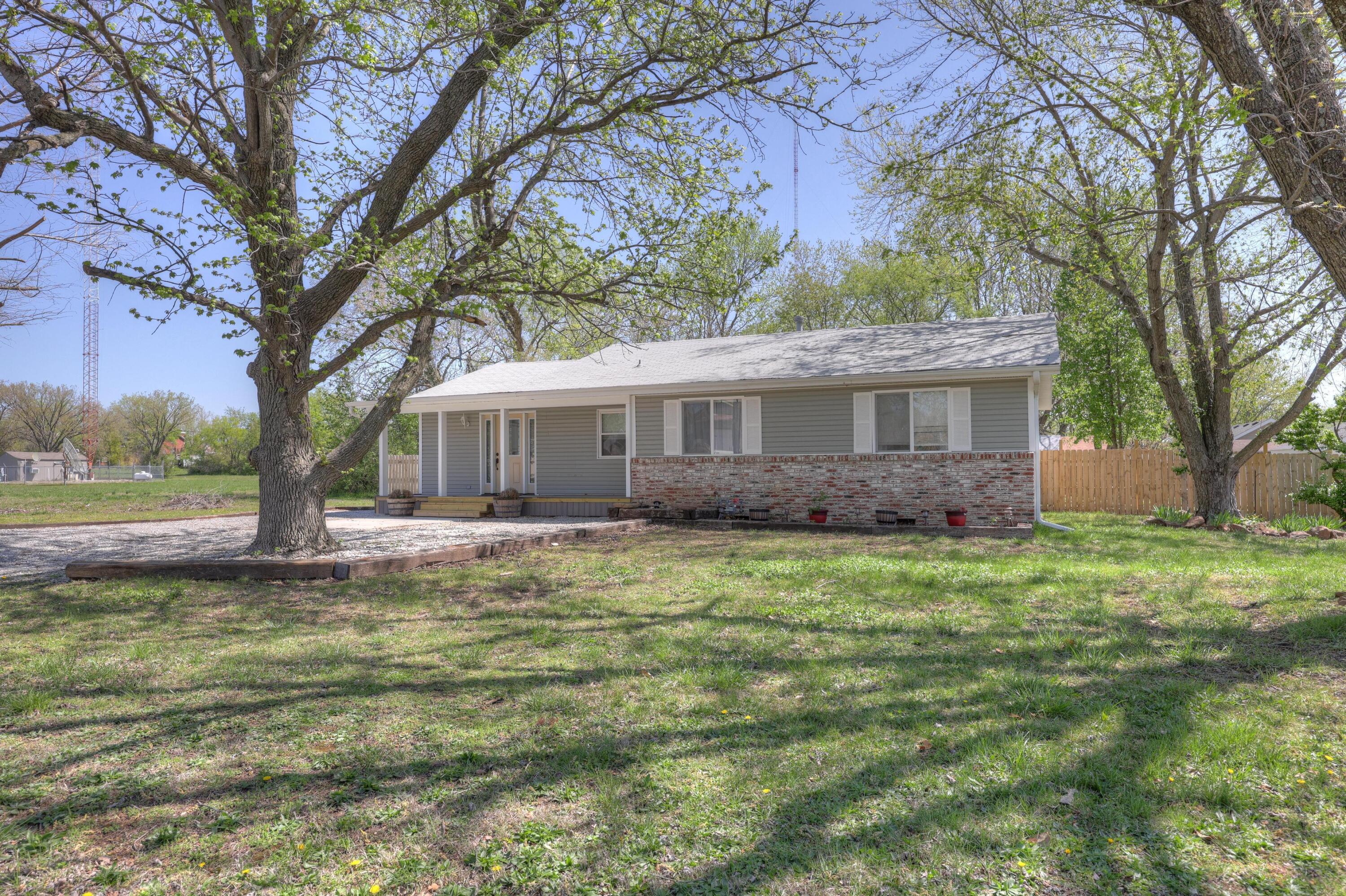 1511 South Monroe Avenue Property Photo