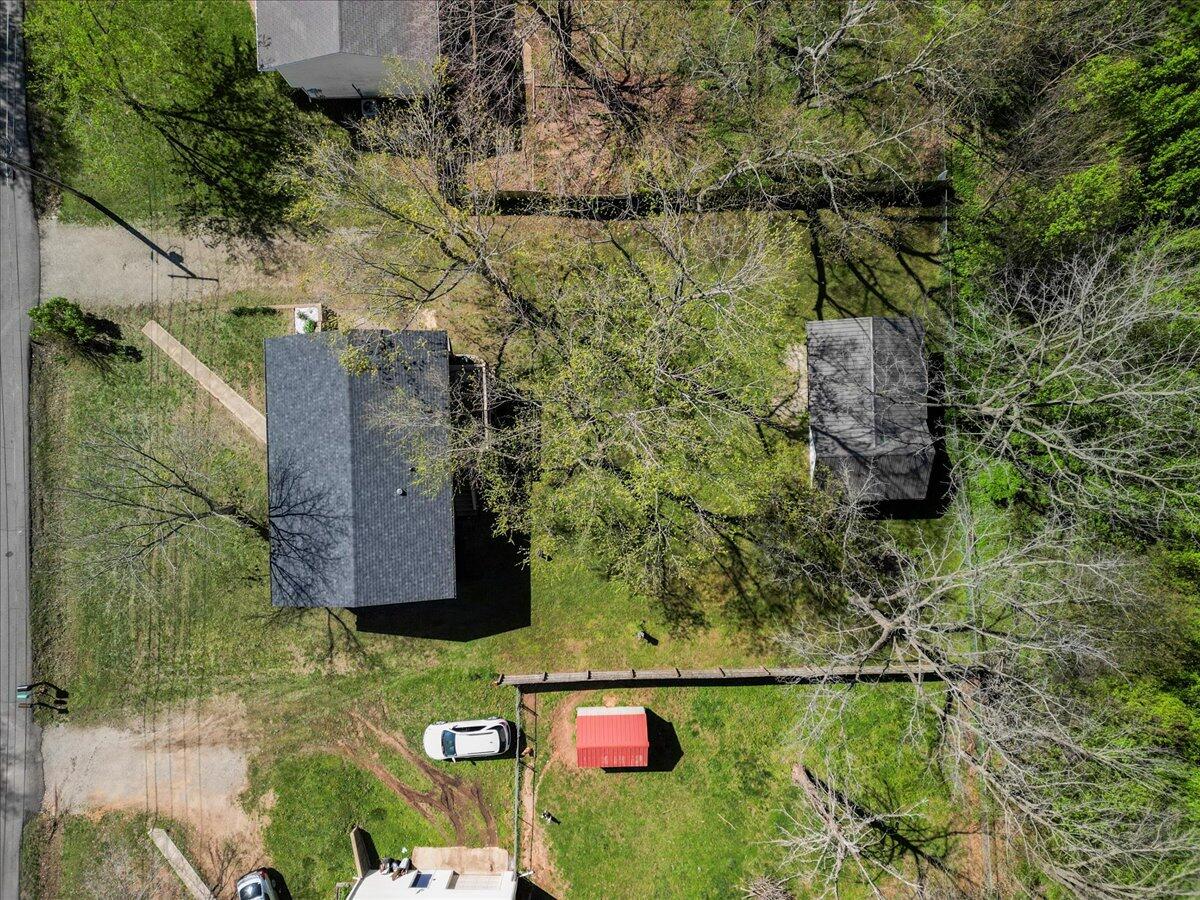1945 Debra Drive Property Photo 6