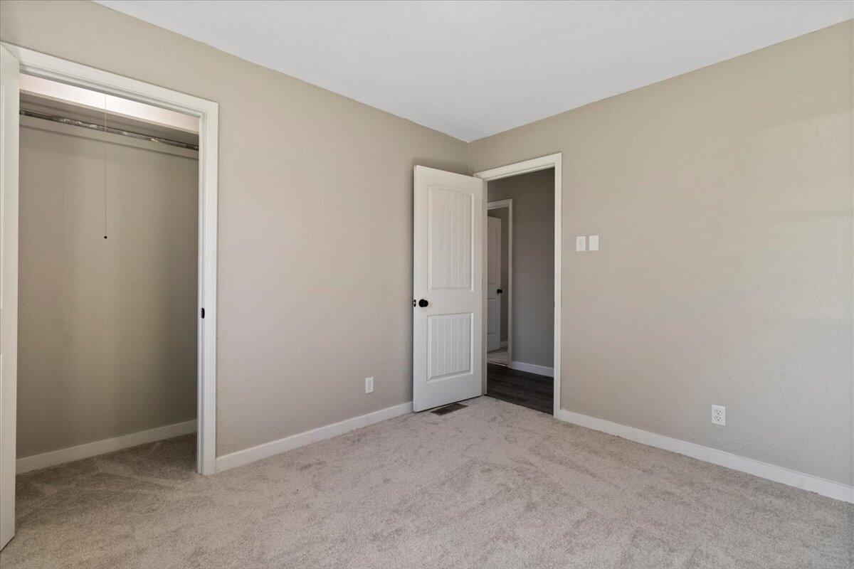 1945 Debra Drive Property Photo 20