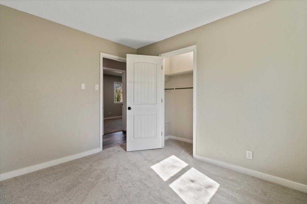 1945 Debra Drive Property Photo 22