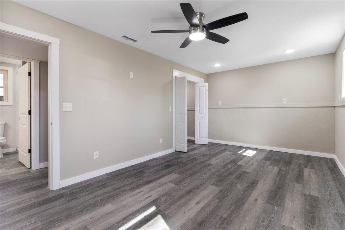 1945 Debra Drive Property Photo 24