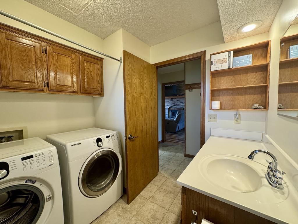 910 East 420th Road Property Photo 12