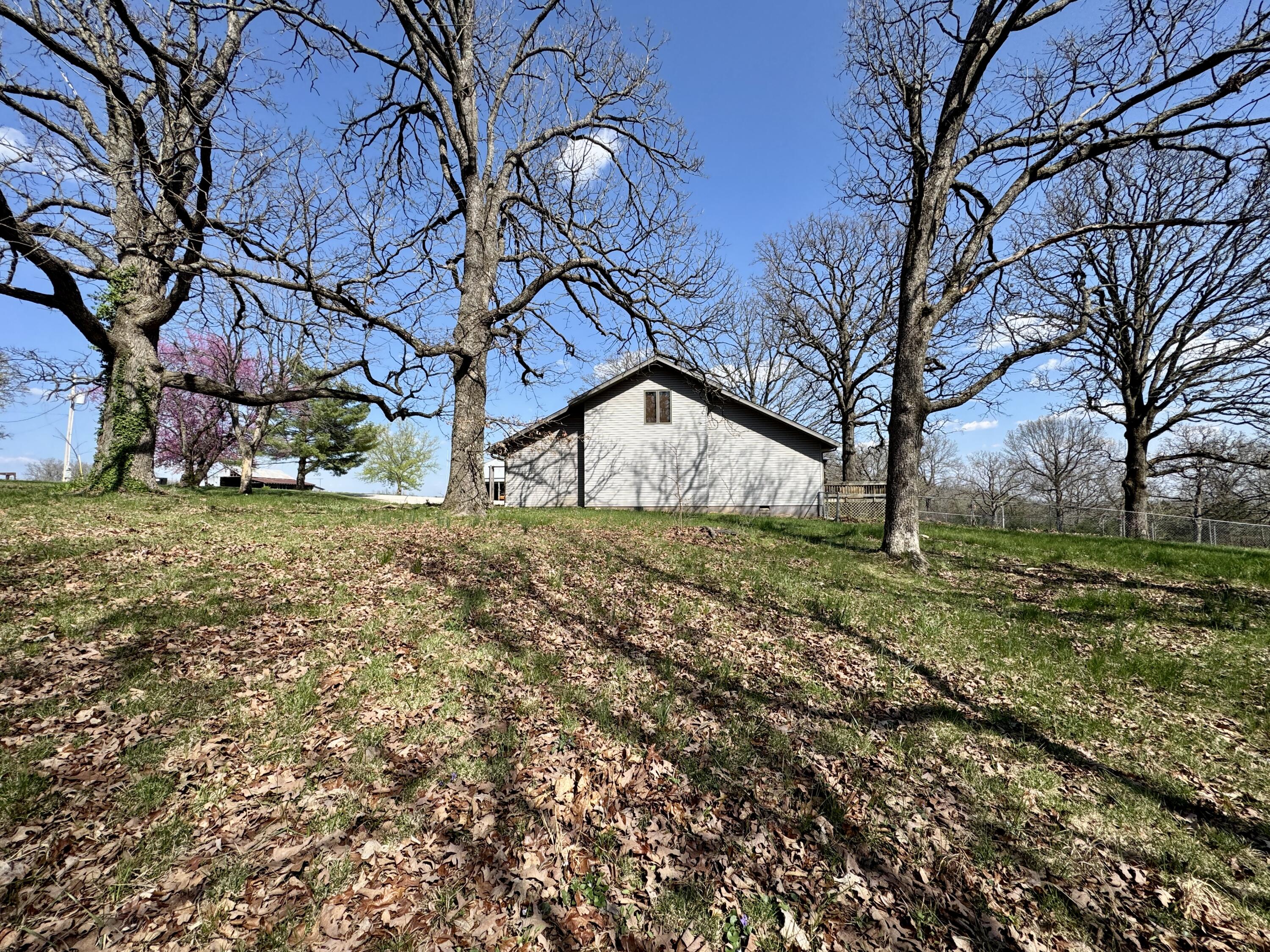 910 East 420th Road Property Photo 27
