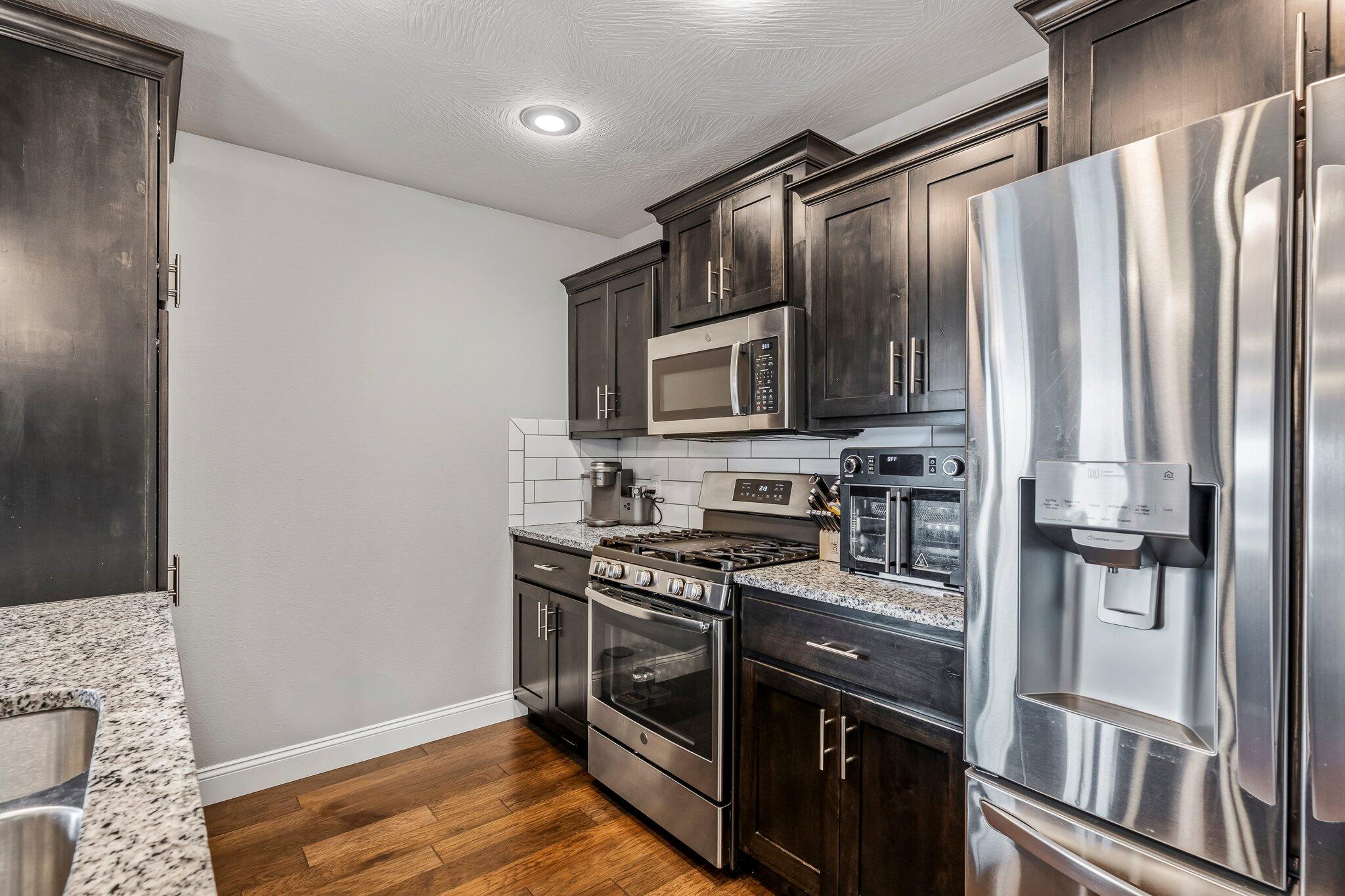 1648 North Old Castle Road Property Photo 13