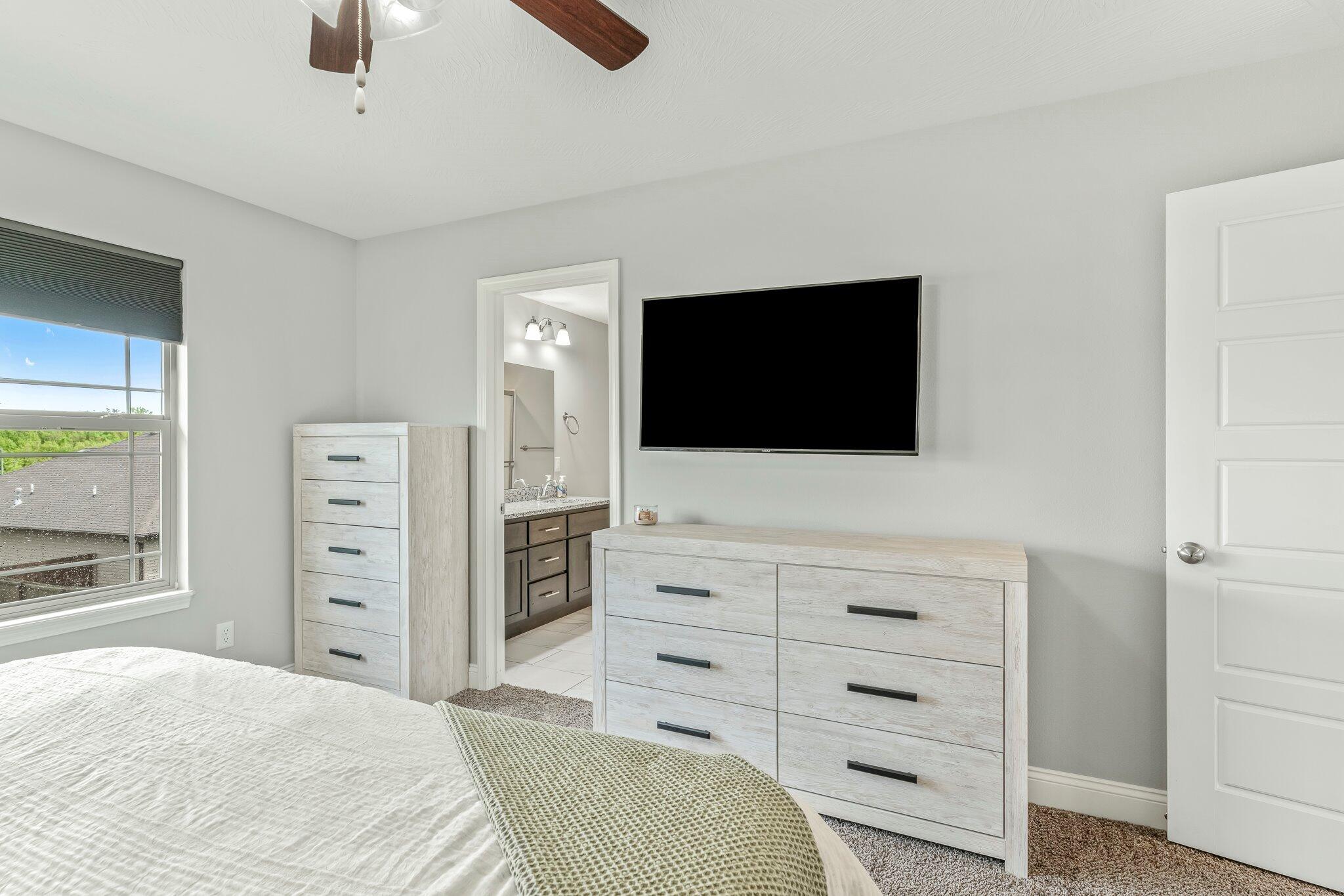 1648 North Old Castle Road Property Photo 15