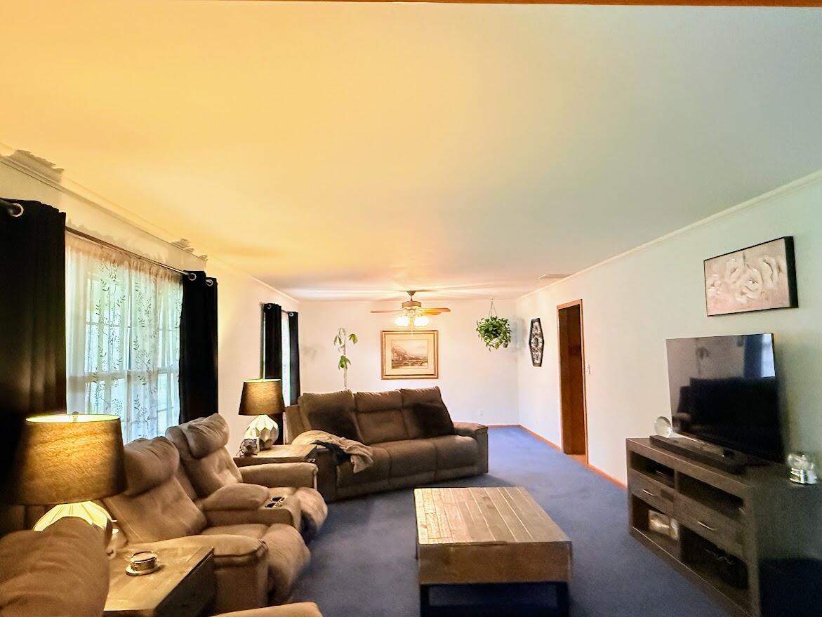 907 East Cherokee Street Property Photo 10