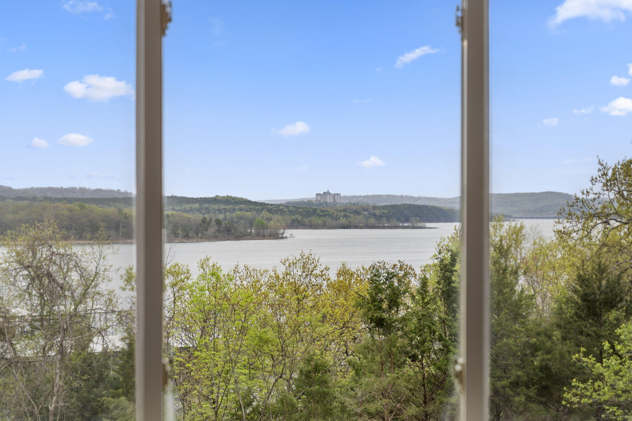 611 Rock Lane Property Photo 6