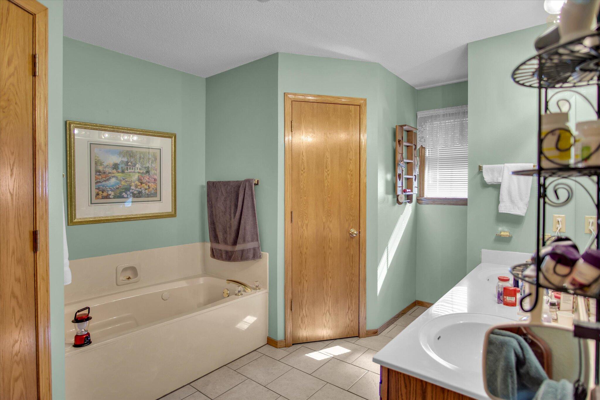 3899 West Woodland Street Property Photo 15
