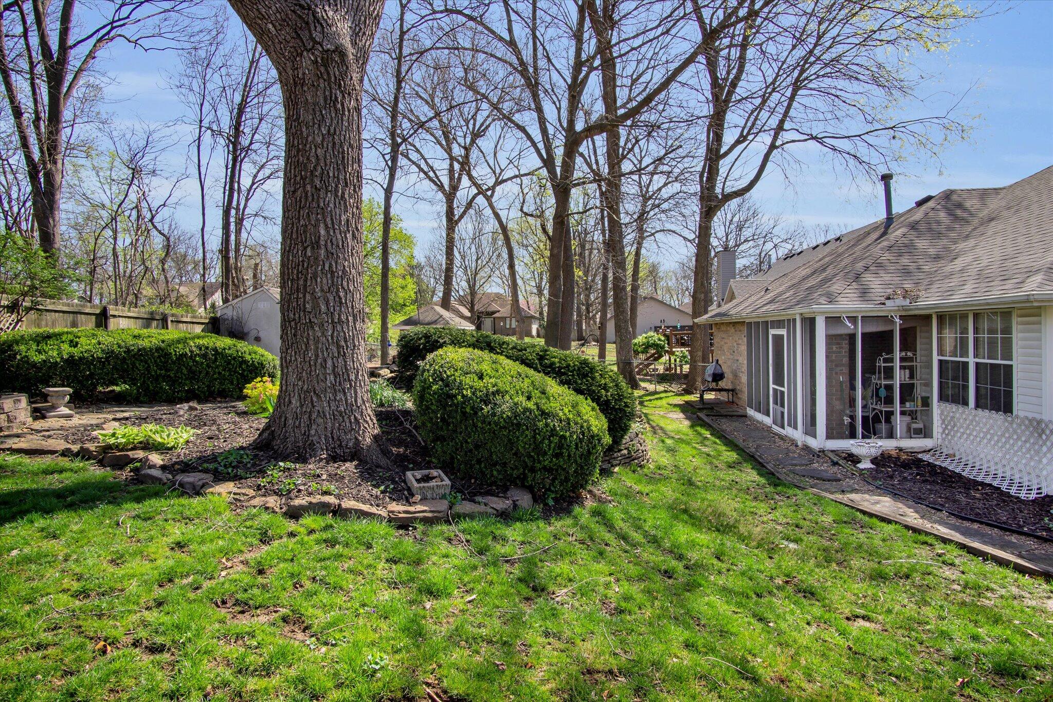 3899 West Woodland Street Property Photo 34