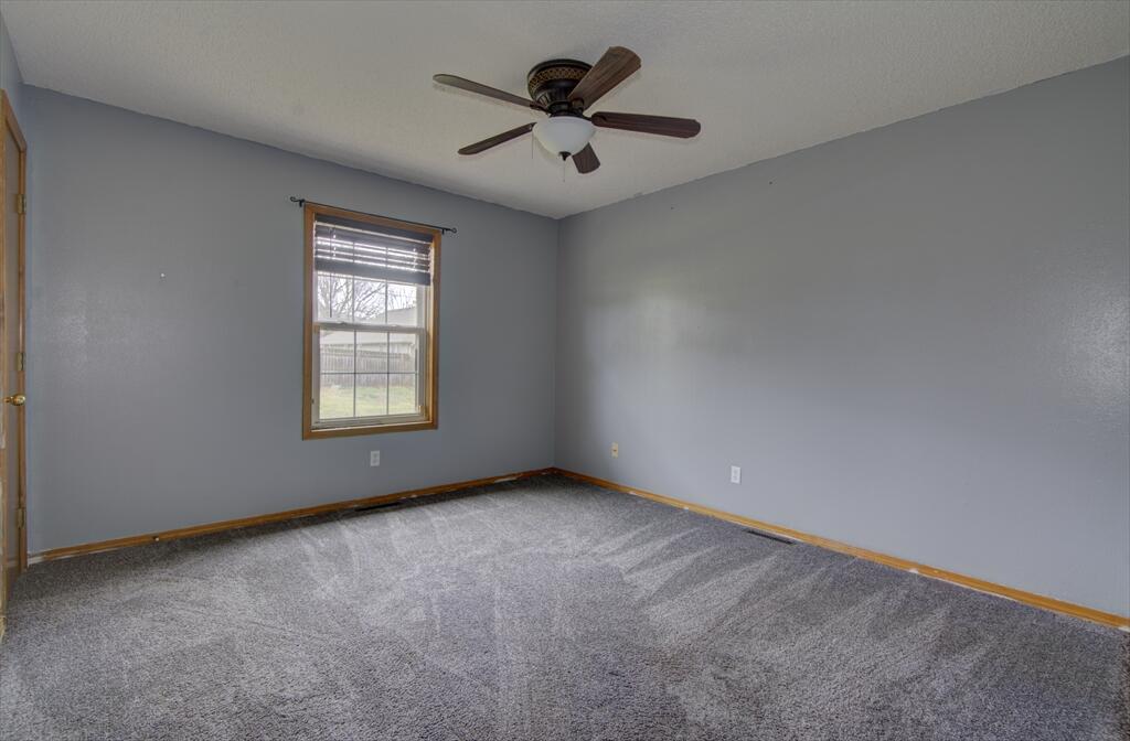 119 West New Melville Road Property Photo 7