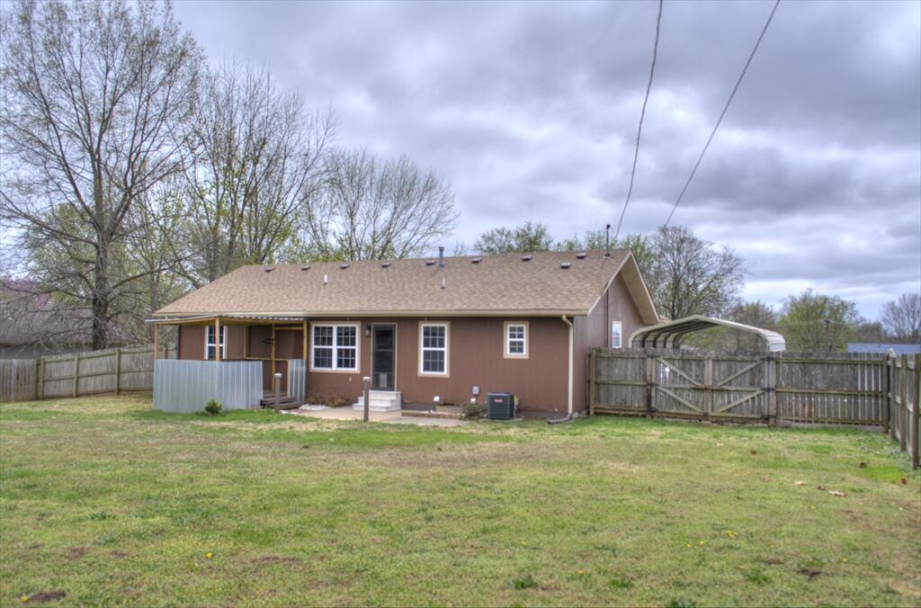 119 West New Melville Road Property Photo 14