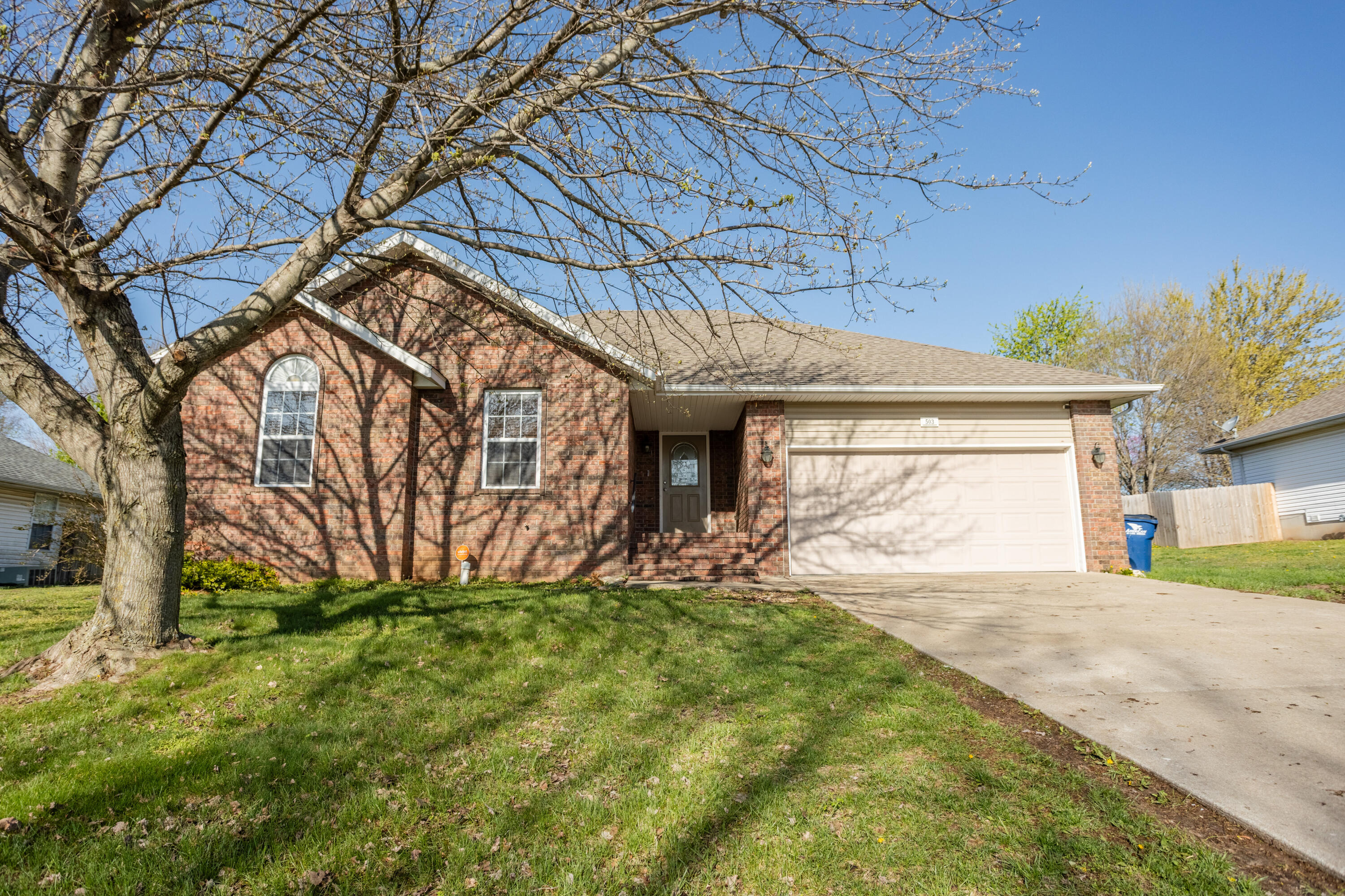 503 West Chandler Drive Property Photo