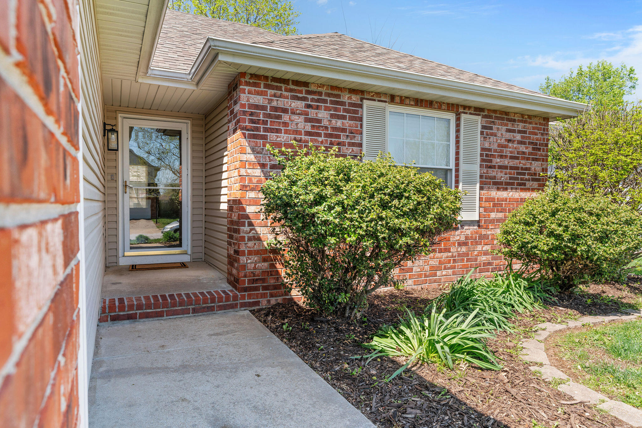 5339 South Morning Glory Lane Property Photo 5