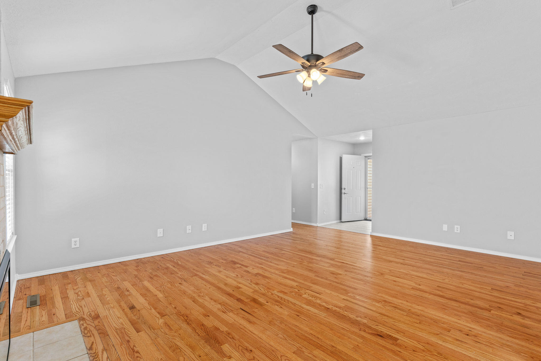 5339 South Morning Glory Lane Property Photo 9