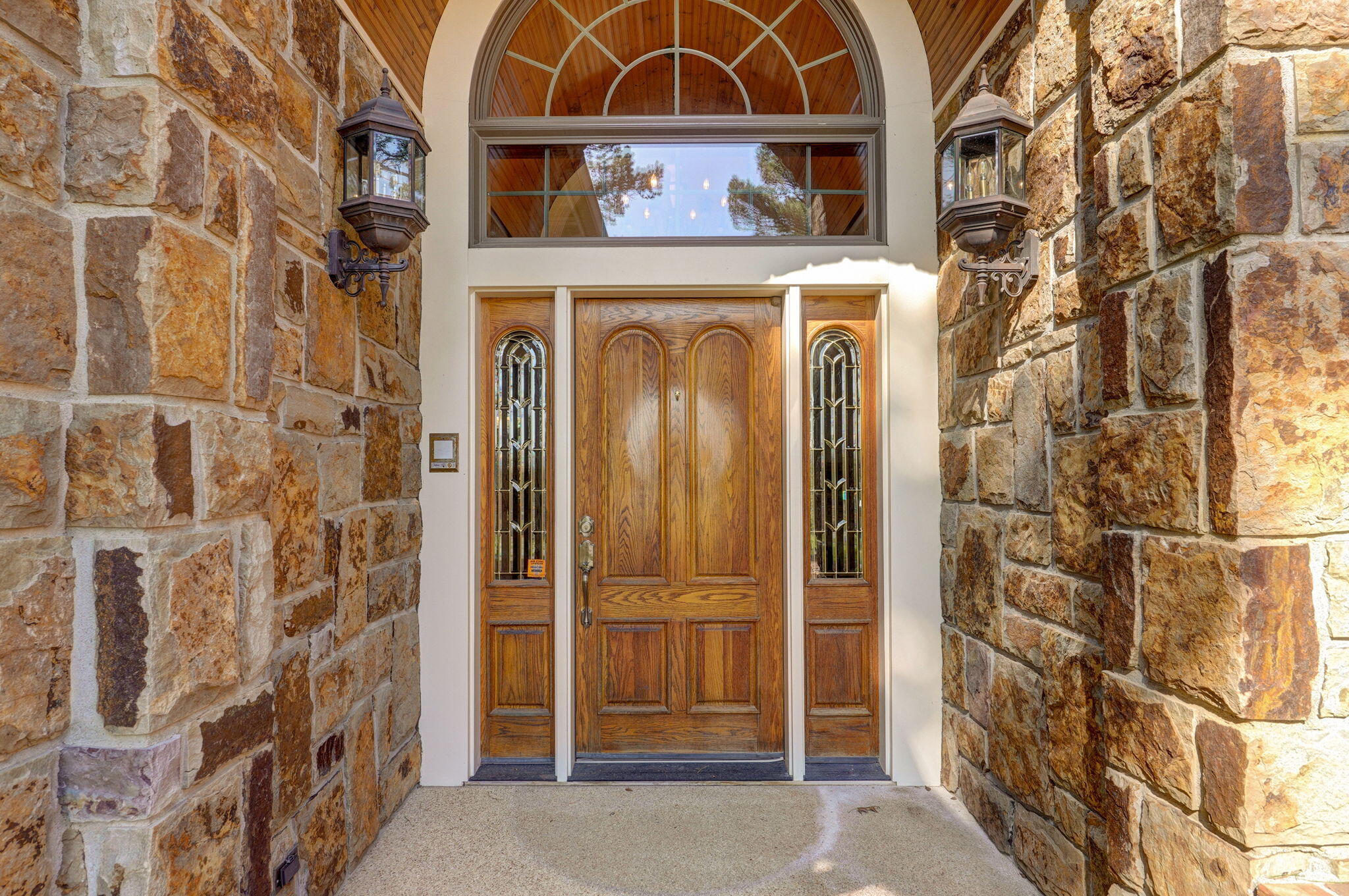 1005 Pine Avenue Property Photo 8