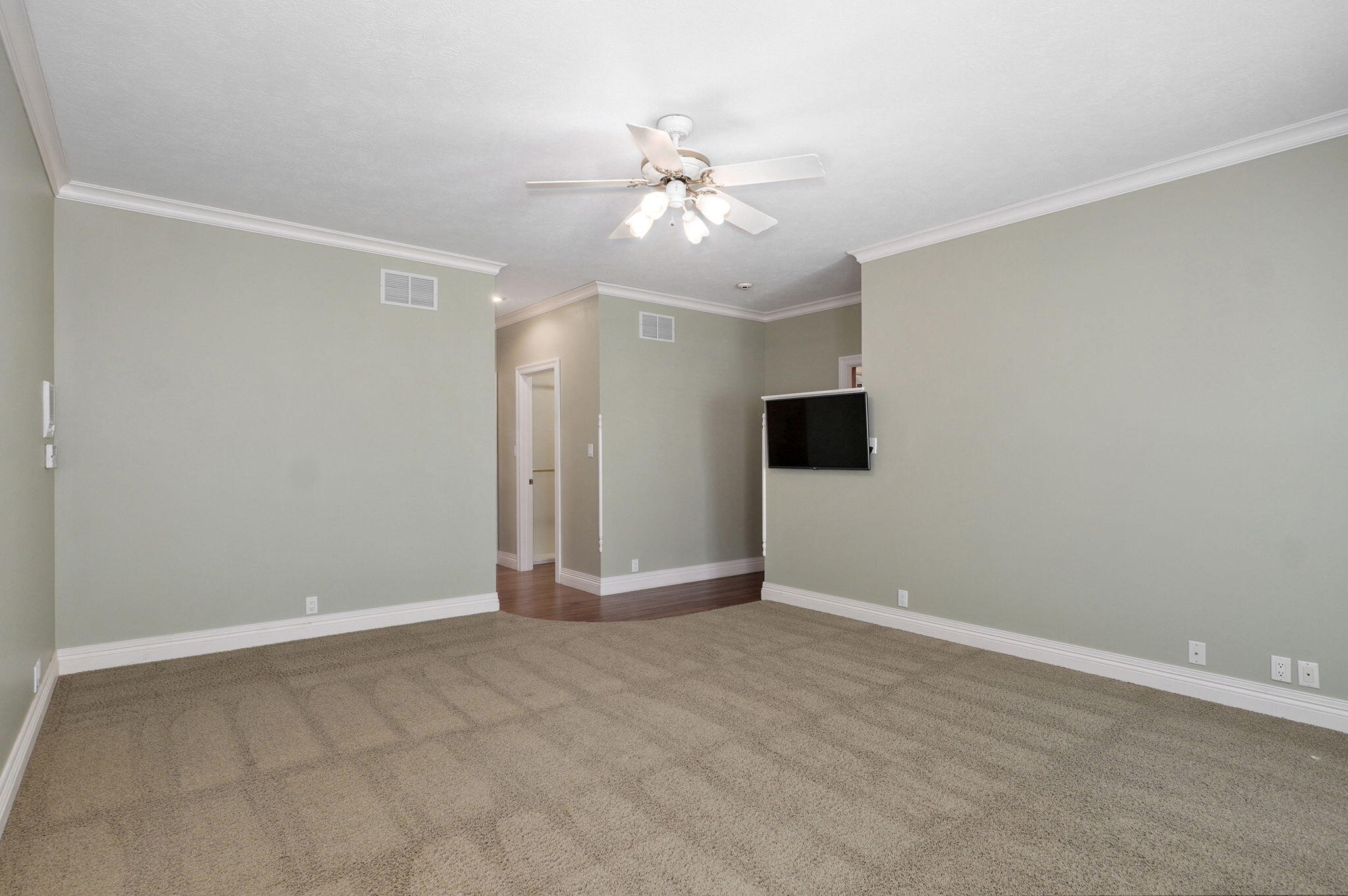 1005 Pine Avenue Property Photo 31