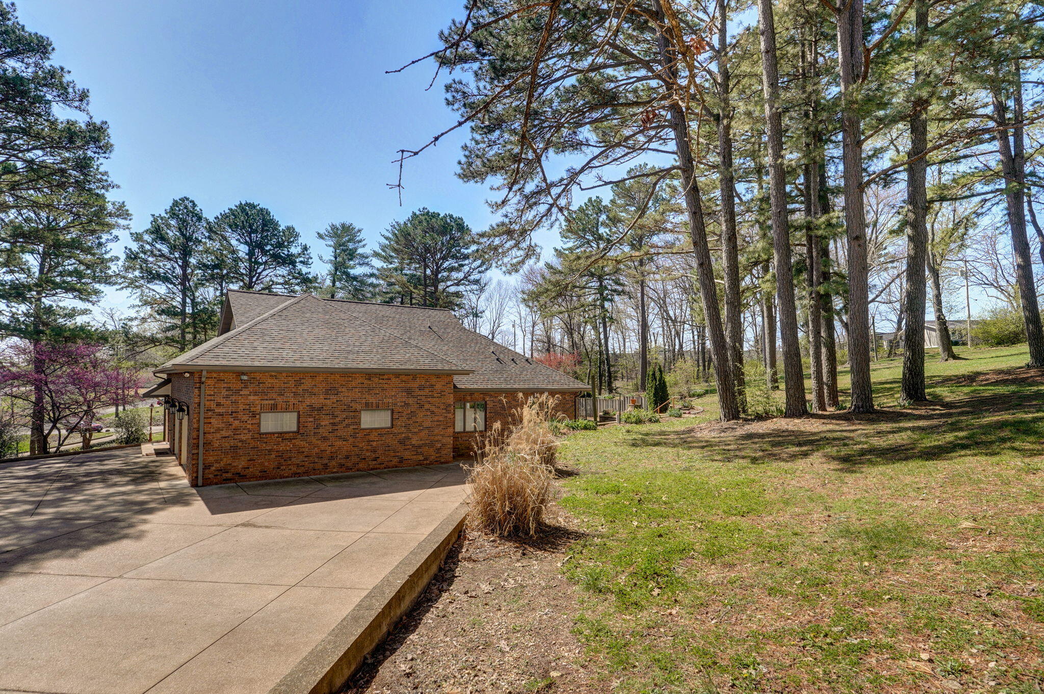 1005 Pine Avenue Property Photo 67
