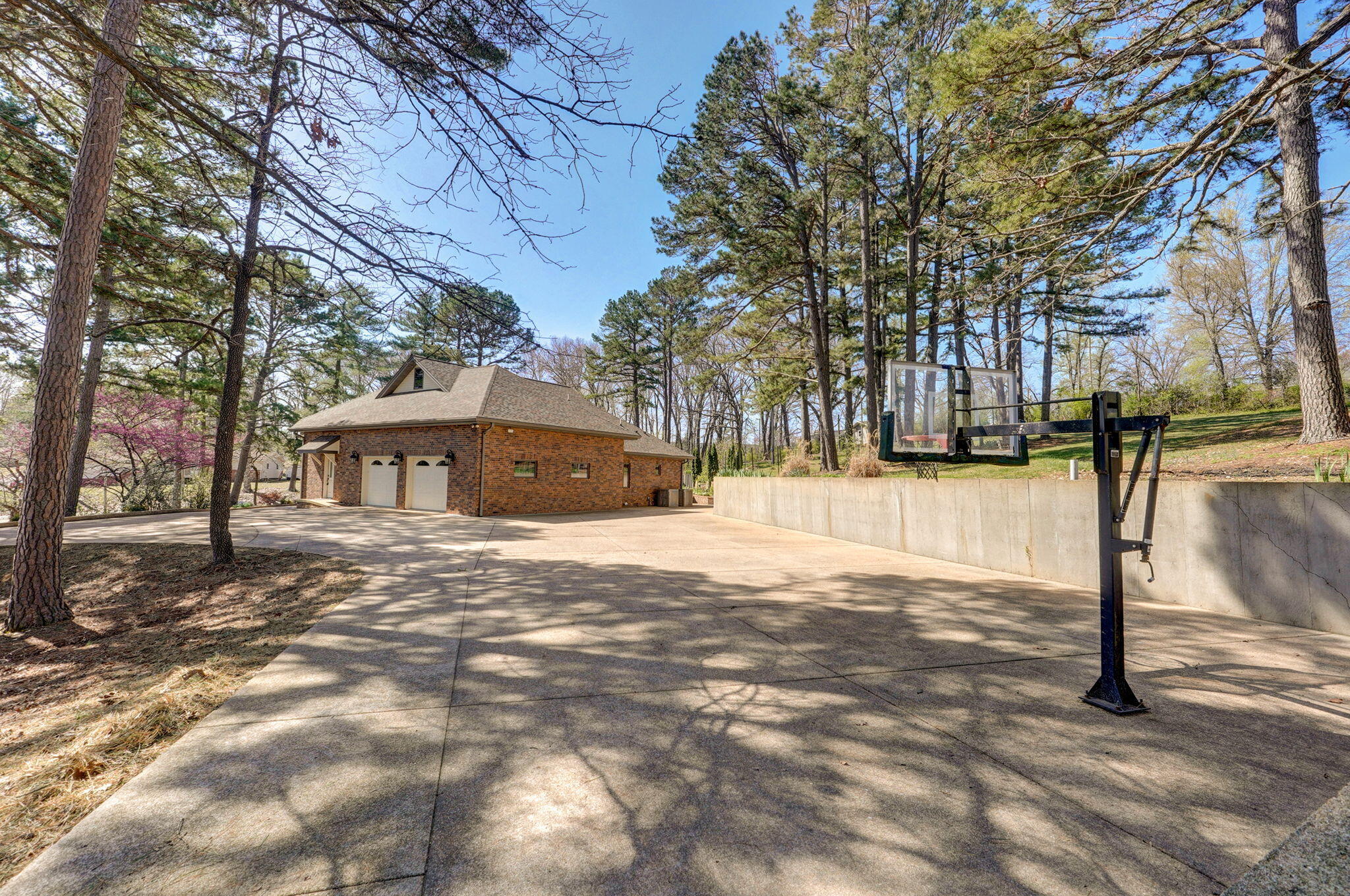 1005 Pine Avenue Property Photo 68