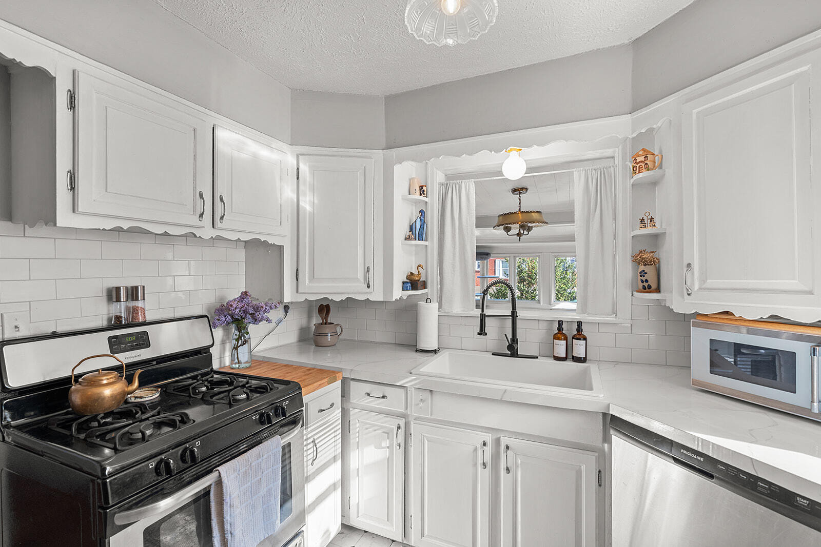 1700 South National Avenue Property Photo 11