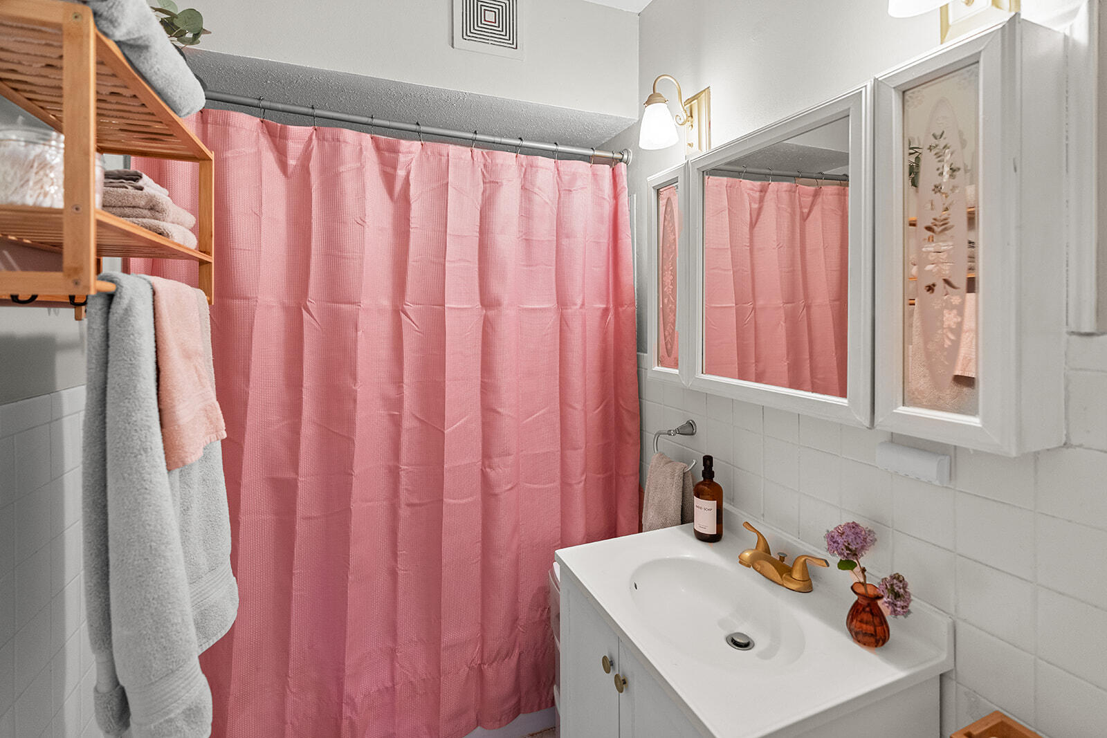 1700 South National Avenue Property Photo 13