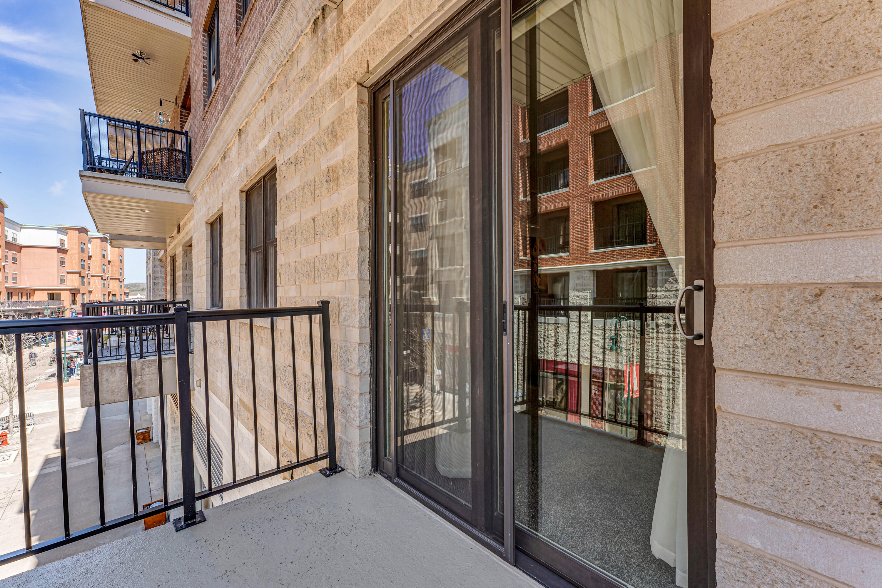 10210 Branson Landing Boulevard Property Photo 12